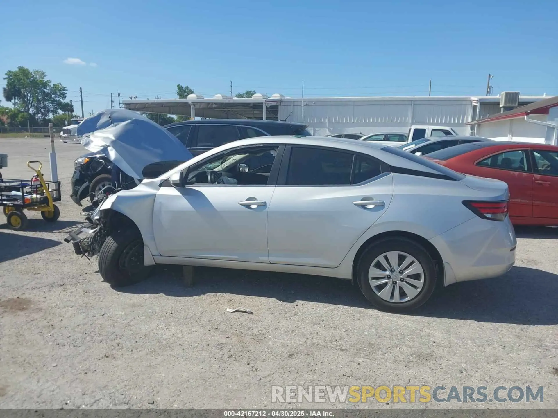 14 fotografías del automóvil dañado 3N1AB8BV5LY275270 NISSAN SENTRA 2020