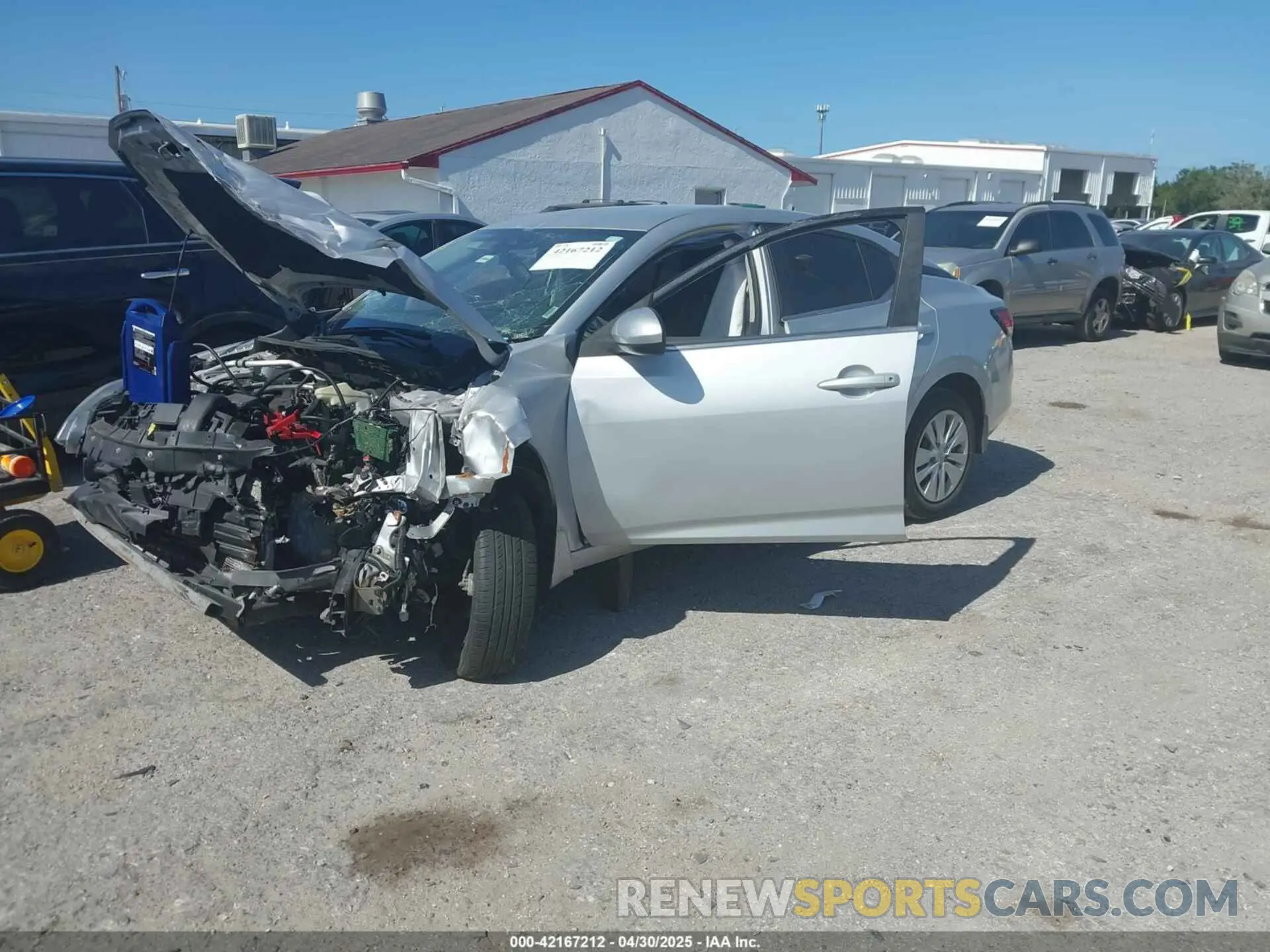 2 fotografías del automóvil dañado 3N1AB8BV5LY275270 NISSAN SENTRA 2020