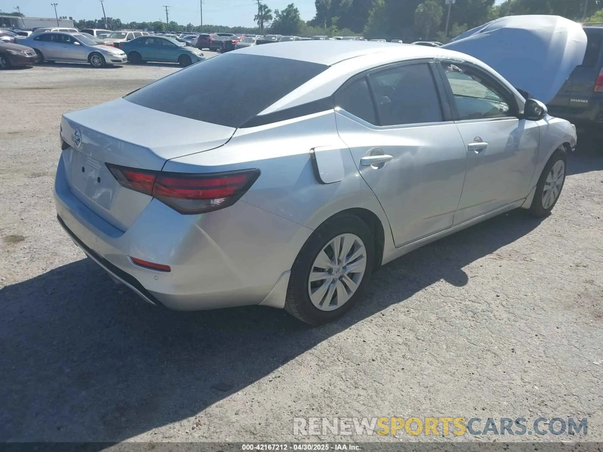 4 fotografías del automóvil dañado 3N1AB8BV5LY275270 NISSAN SENTRA 2020