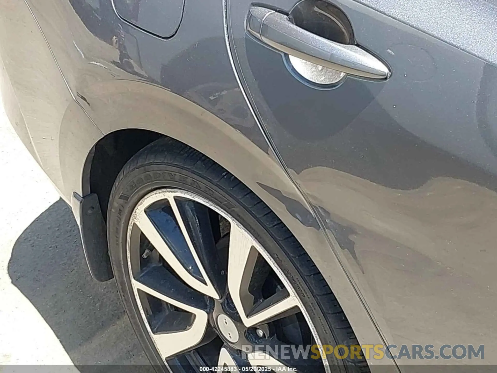 18 fotografías del automóvil dañado 3N1AB8BV6LY225509 NISSAN SENTRA 2020