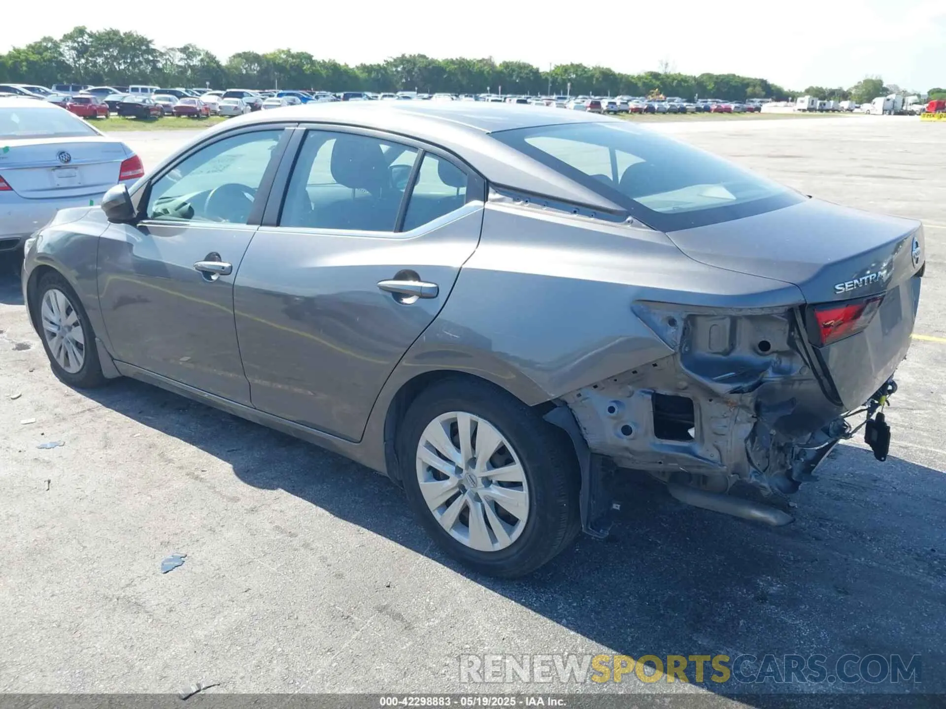 3 fotografías del automóvil dañado 3N1AB8BV6LY290330 NISSAN SENTRA 2020
