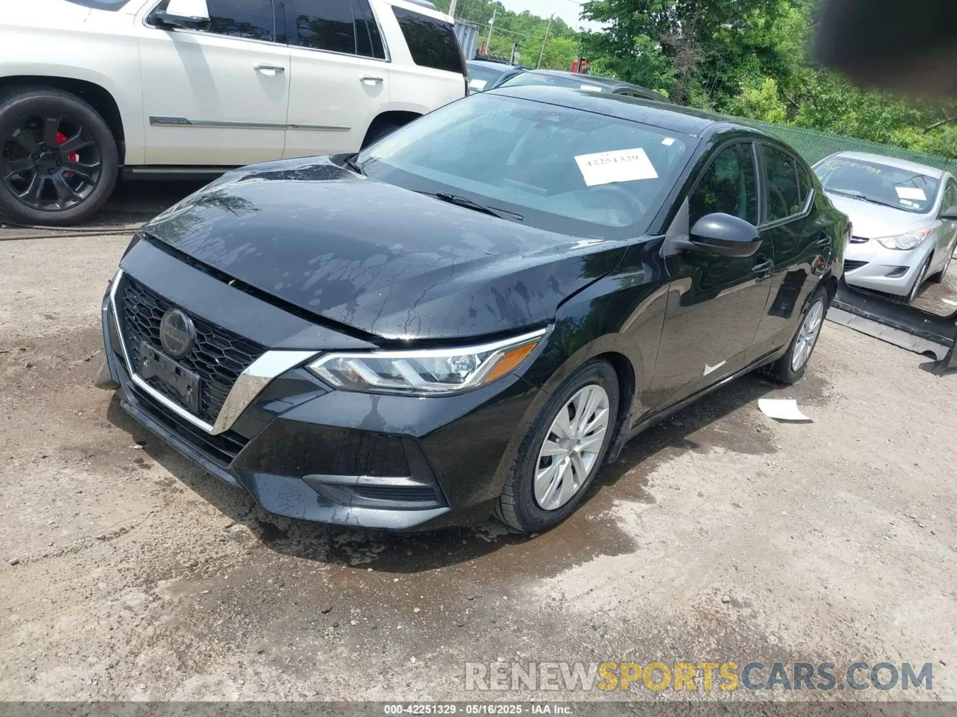 2 fotografías del automóvil dañado 3N1AB8BV8LY208596 NISSAN SENTRA 2020