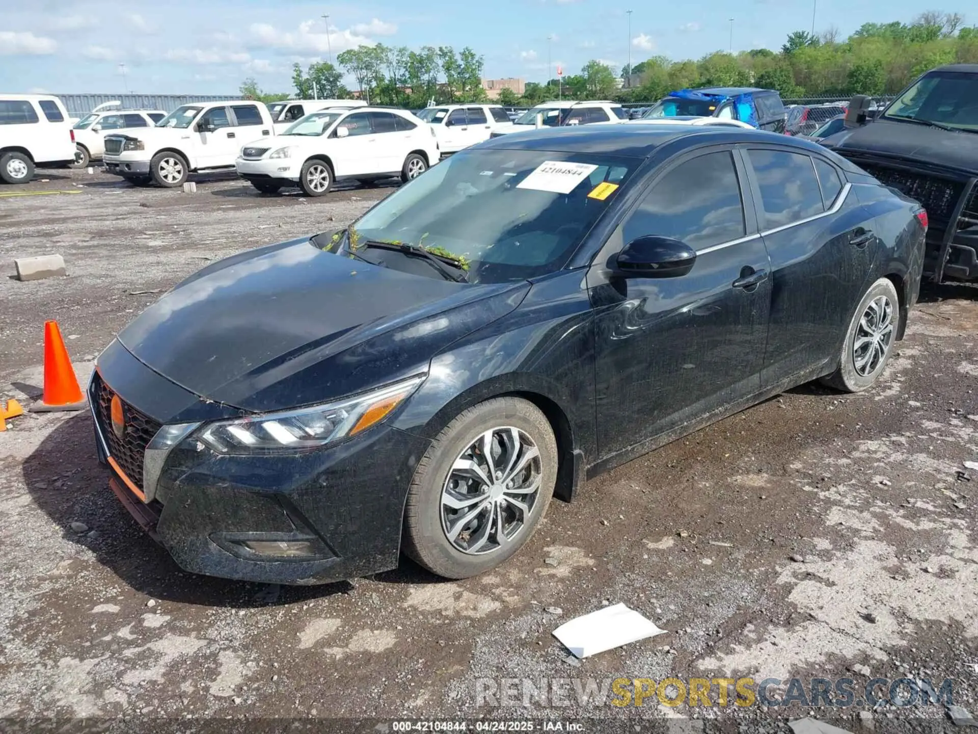 2 fotografías del automóvil dañado 3N1AB8BV9LY259637 NISSAN SENTRA 2020