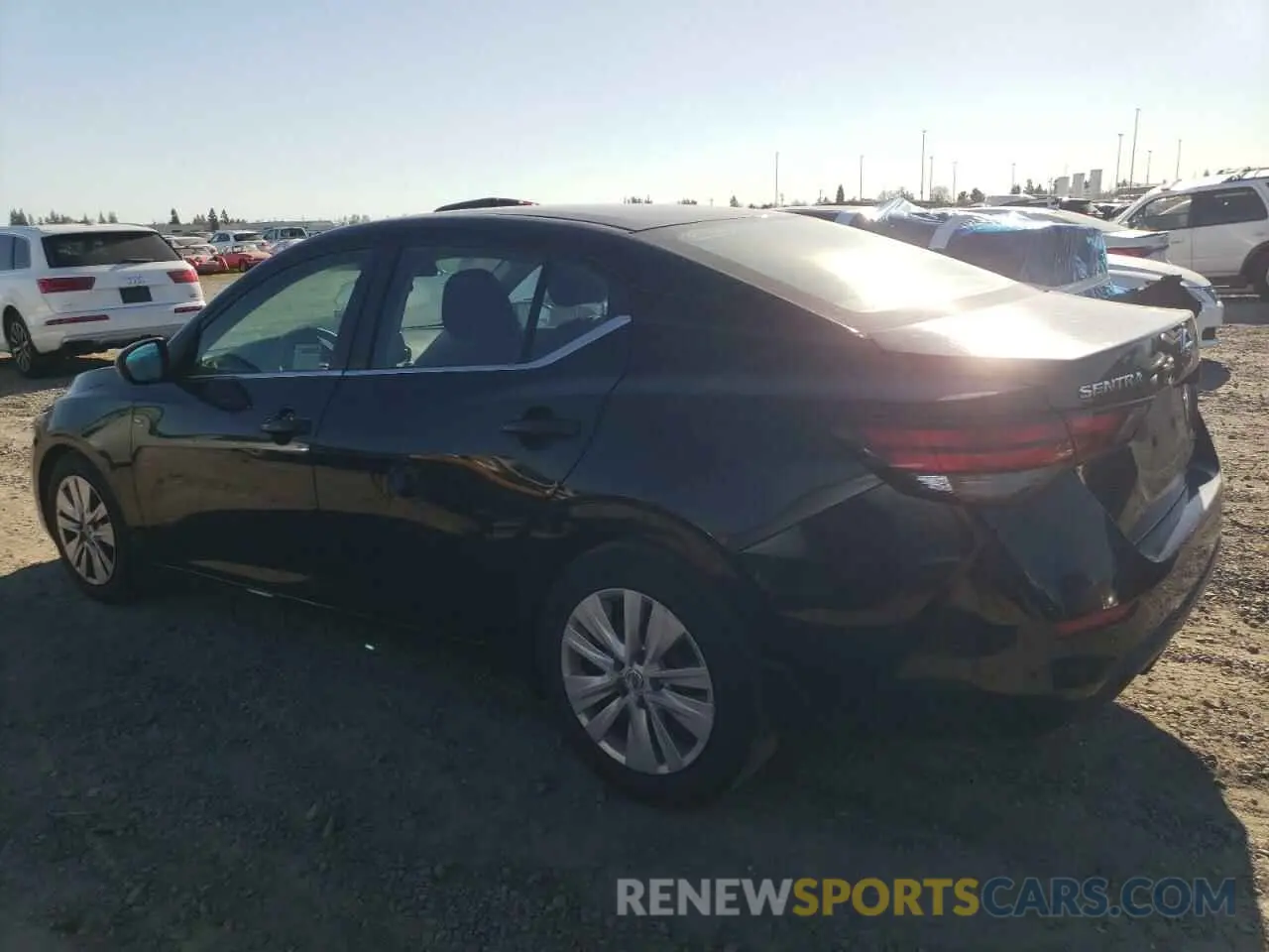 2 fotografías del automóvil dañado 3N1AB8BVXLY230437 NISSAN SENTRA 2020
