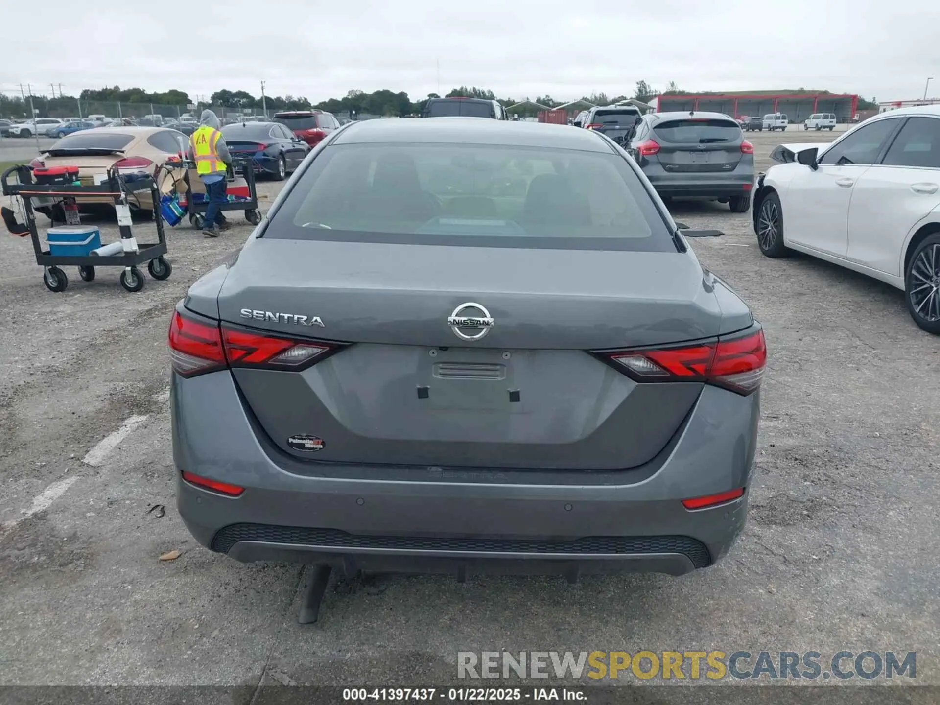 16 fotografías del automóvil dañado 3N1AB8BVXLY291612 NISSAN SENTRA 2020