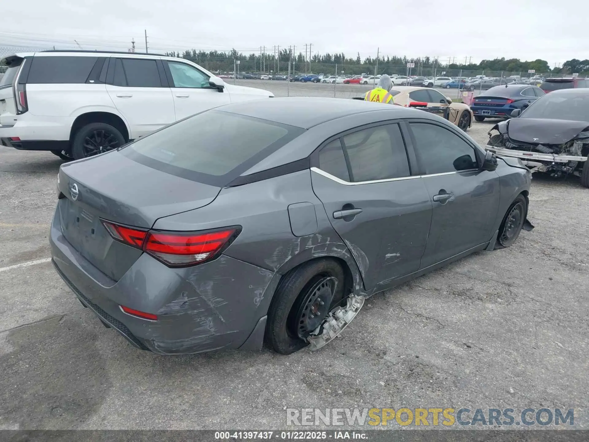 4 fotografías del automóvil dañado 3N1AB8BVXLY291612 NISSAN SENTRA 2020