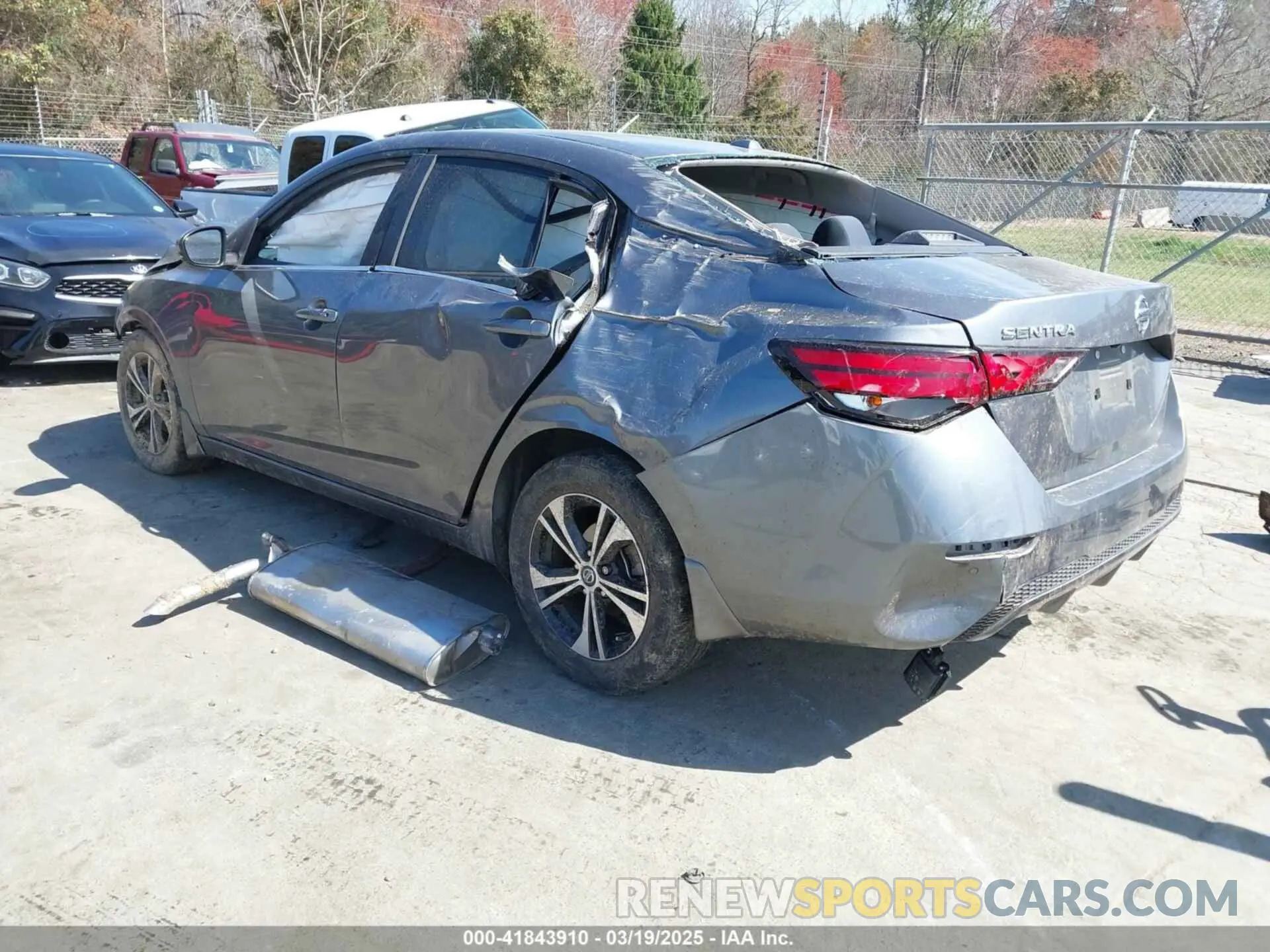 3 fotografías del automóvil dañado 3N1AB8CV0LY204704 NISSAN SENTRA 2020