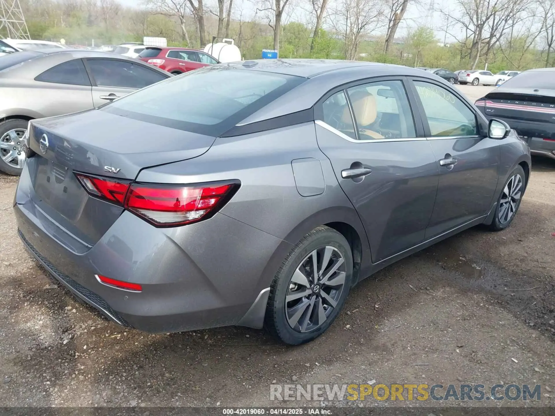 4 fotografías del automóvil dañado 3N1AB8CV0LY205903 NISSAN SENTRA 2020