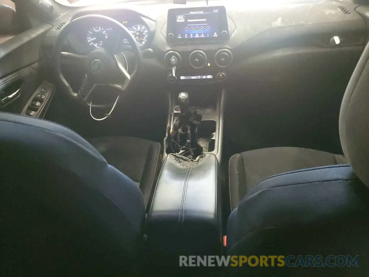 8 fotografías del automóvil dañado 3N1AB8CV0LY220384 NISSAN SENTRA 2020