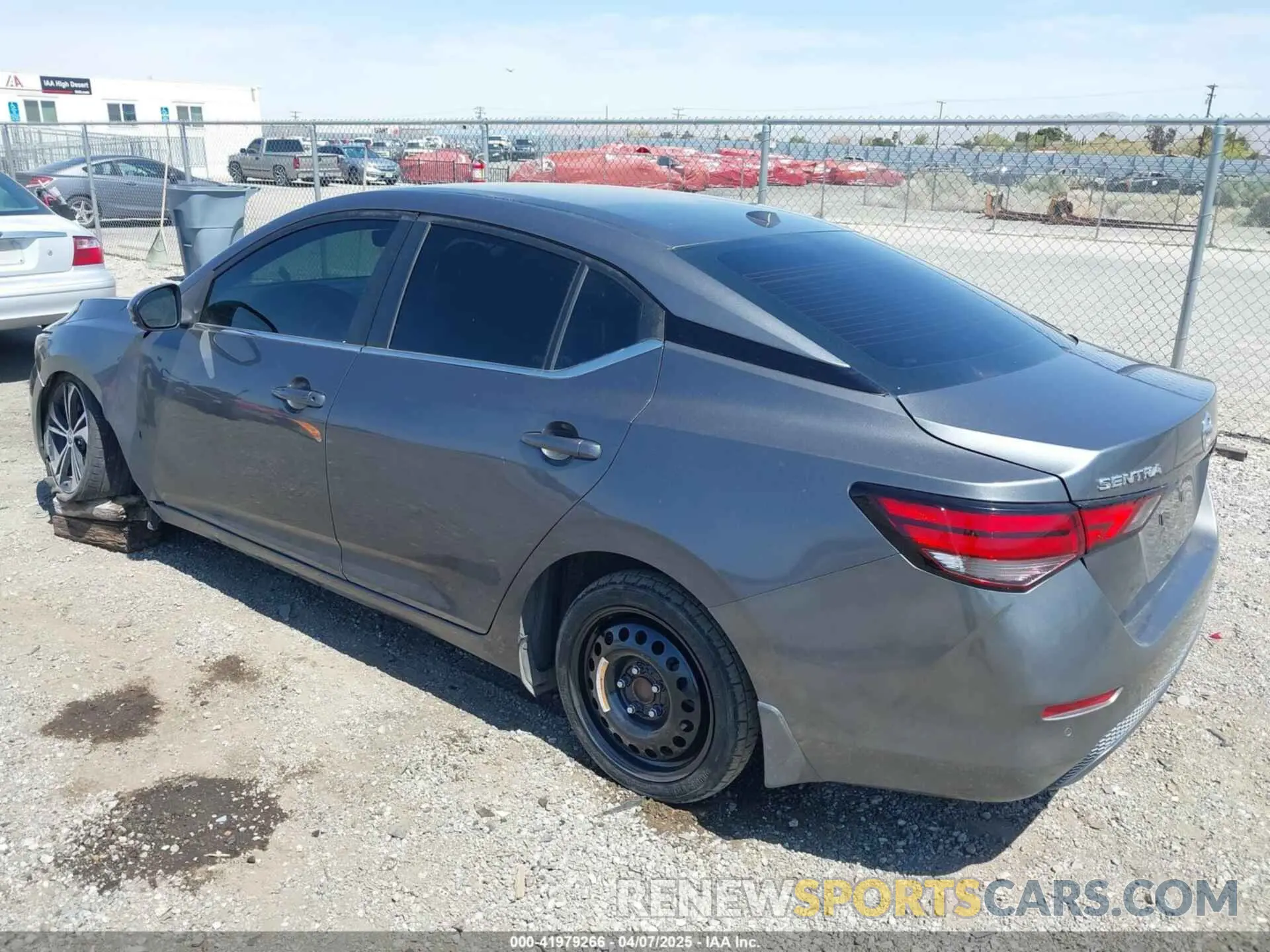 3 fotografías del automóvil dañado 3N1AB8CV0LY285168 NISSAN SENTRA 2020