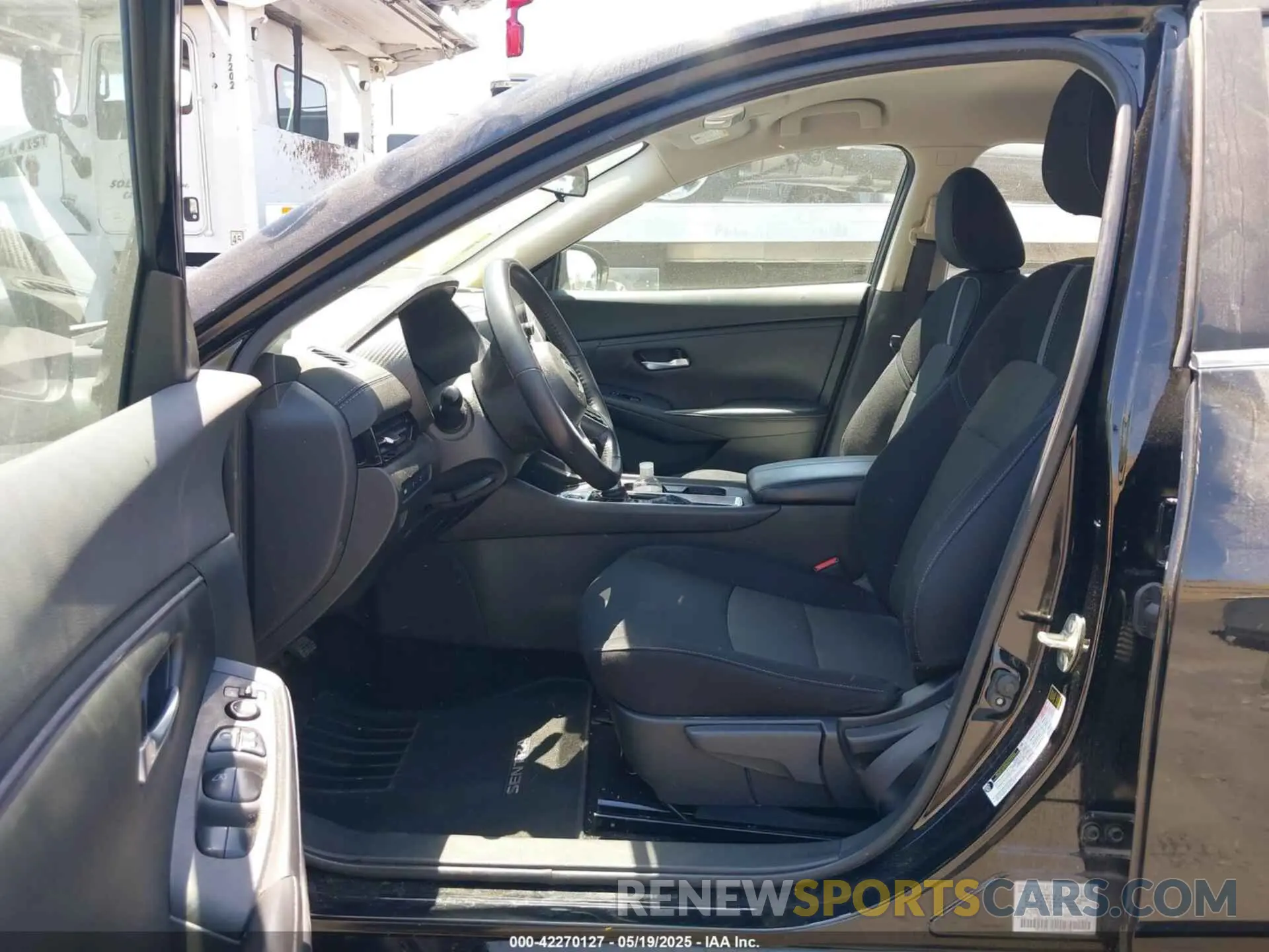 5 fotografías del automóvil dañado 3N1AB8CV0LY304995 NISSAN SENTRA 2020