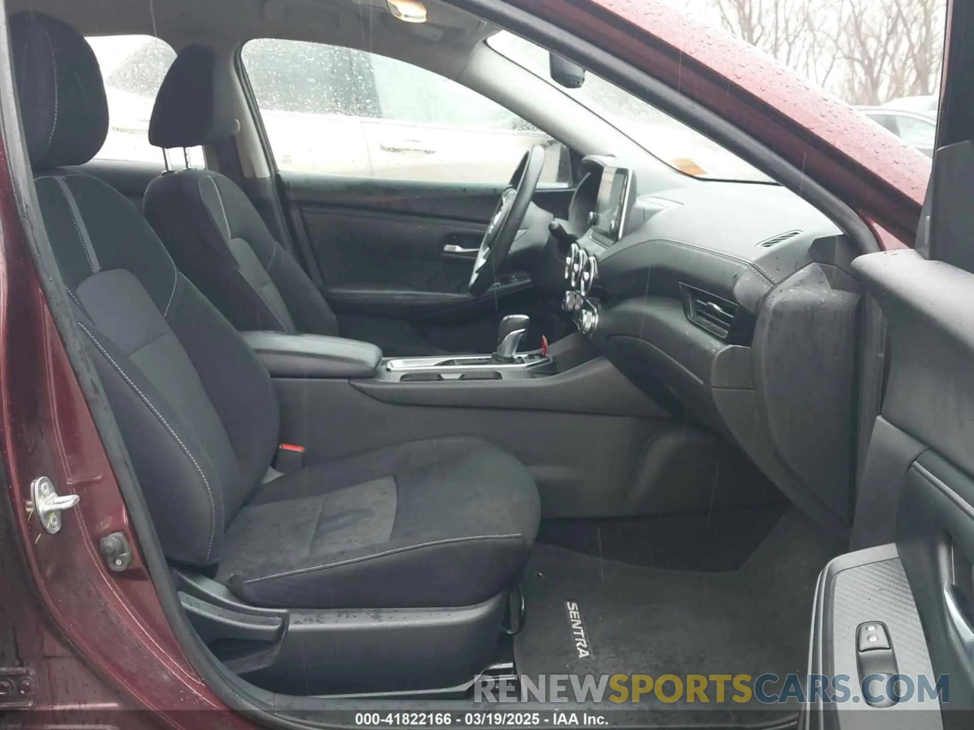 5 fotografías del automóvil dañado 3N1AB8CV1LY297071 NISSAN SENTRA 2020