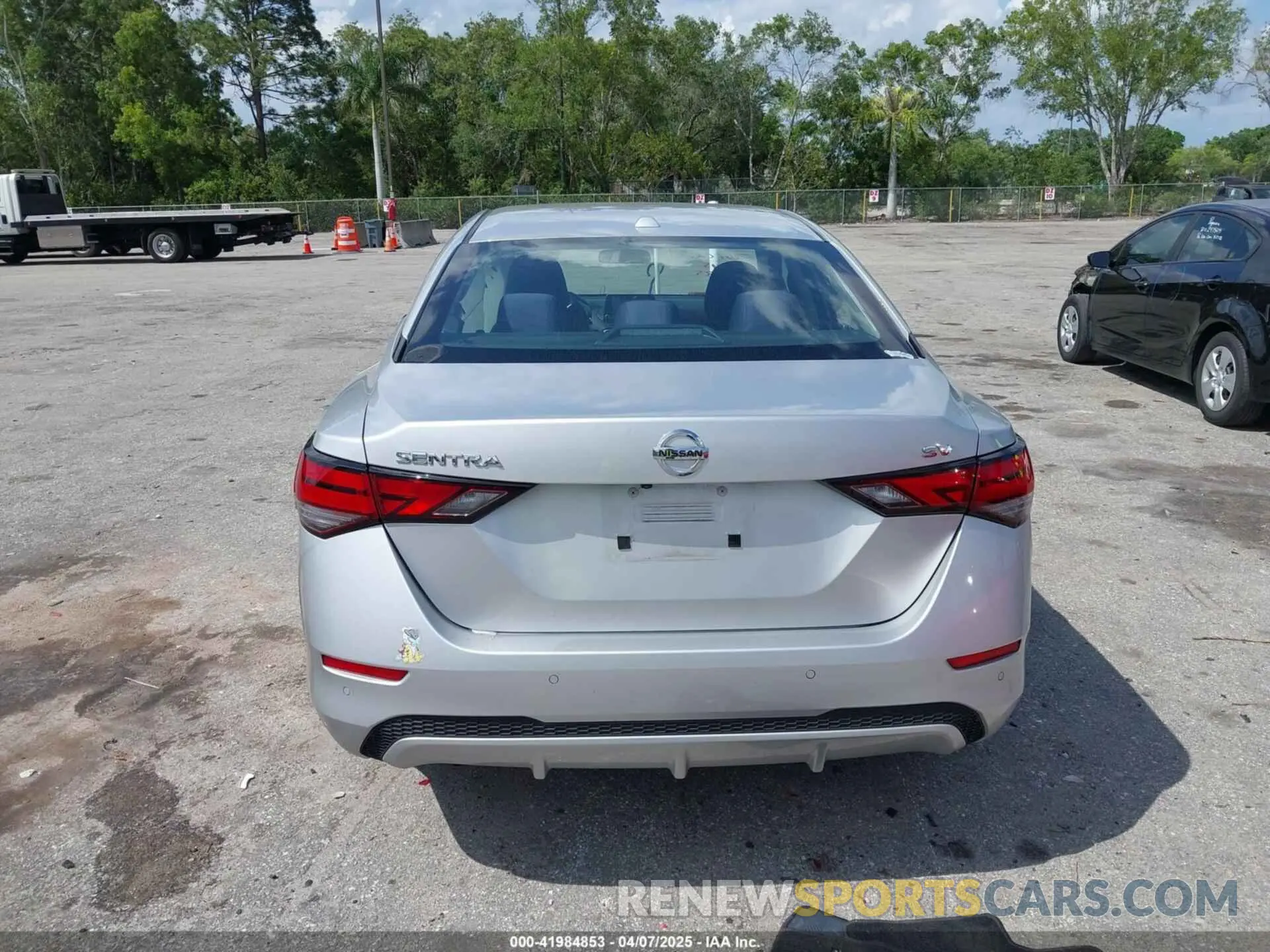 16 fotografías del automóvil dañado 3N1AB8CV2LY256335 NISSAN SENTRA 2020