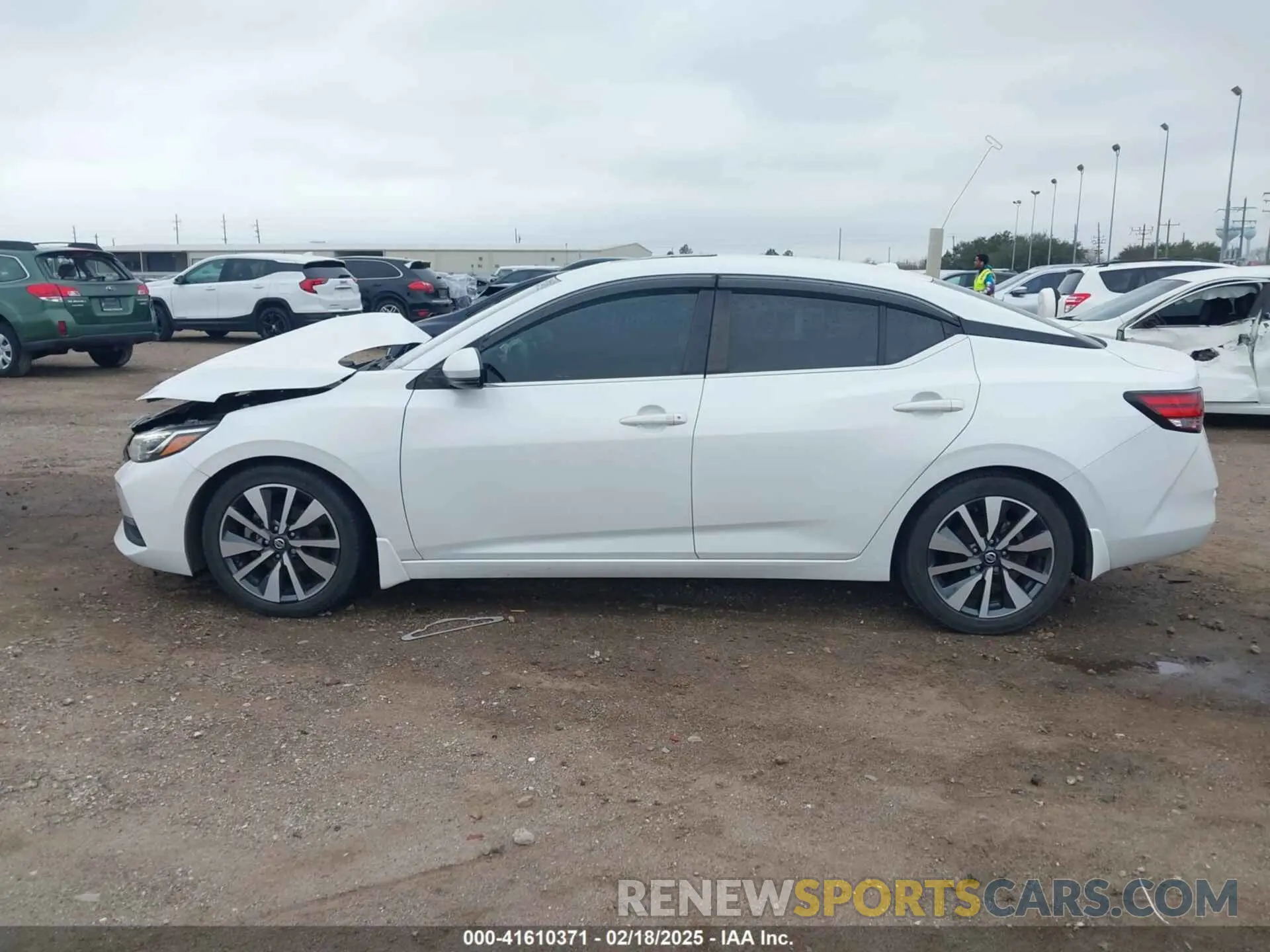 14 fotografías del automóvil dañado 3N1AB8CV3LY229371 NISSAN SENTRA 2020
