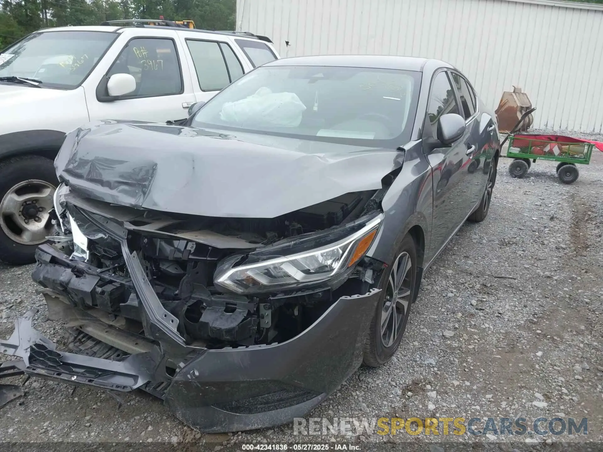 2 fotografías del automóvil dañado 3N1AB8CV3LY305588 NISSAN SENTRA 2020
