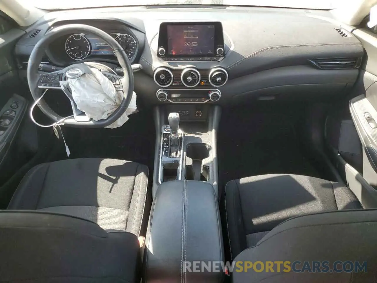8 fotografías del automóvil dañado 3N1AB8CV4LY215043 NISSAN SENTRA 2020