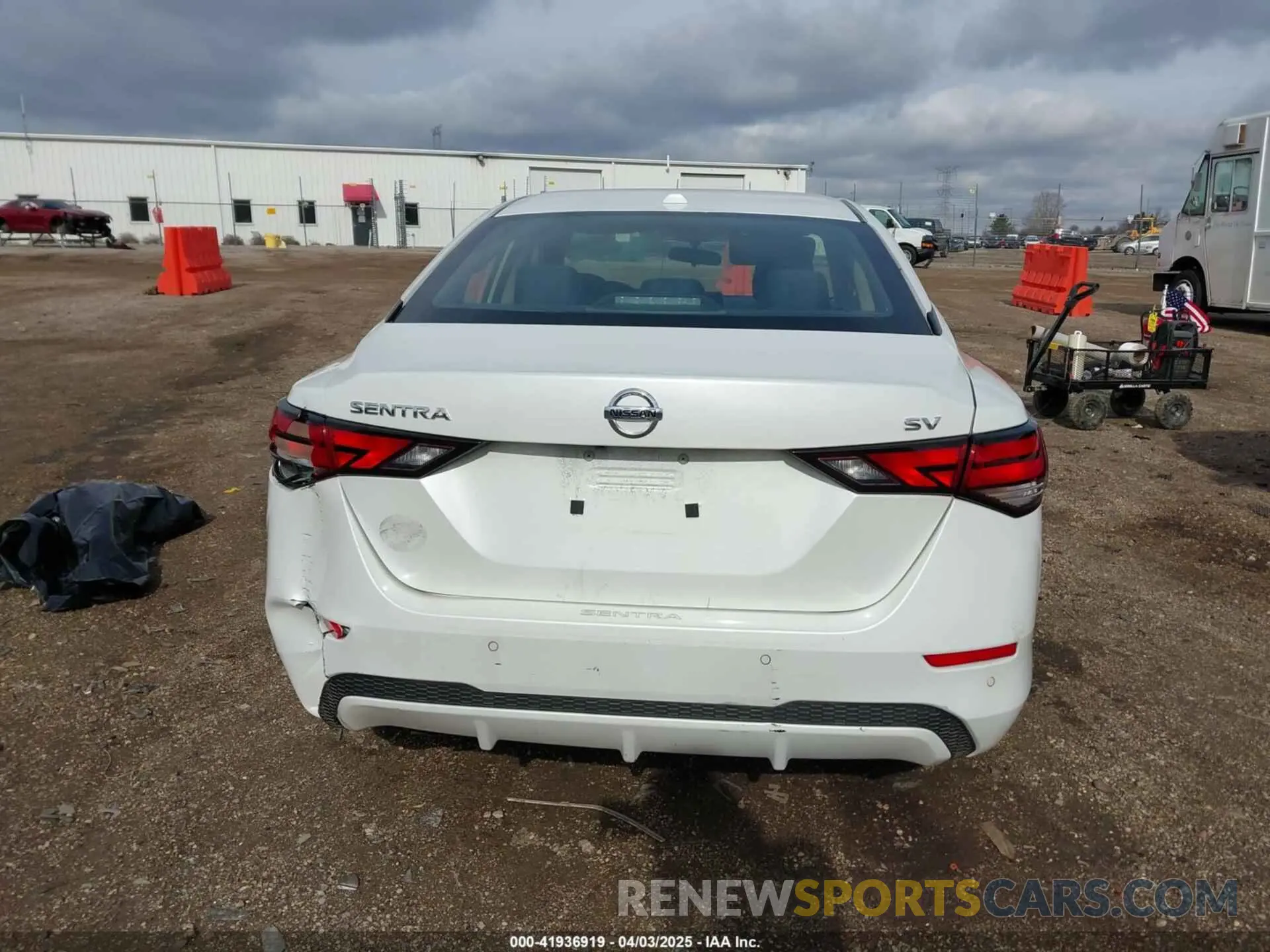 16 fotografías del automóvil dañado 3N1AB8CV4LY283729 NISSAN SENTRA 2020