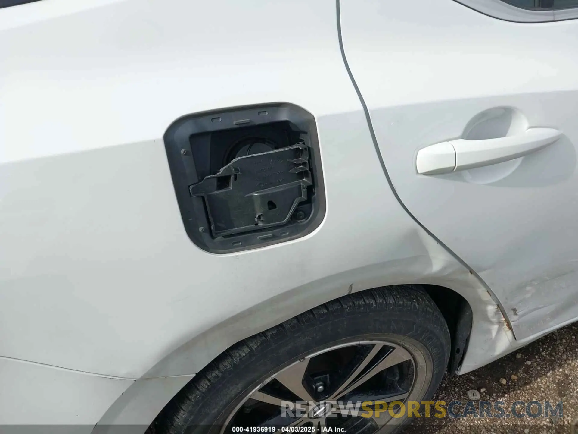 19 fotografías del automóvil dañado 3N1AB8CV4LY283729 NISSAN SENTRA 2020