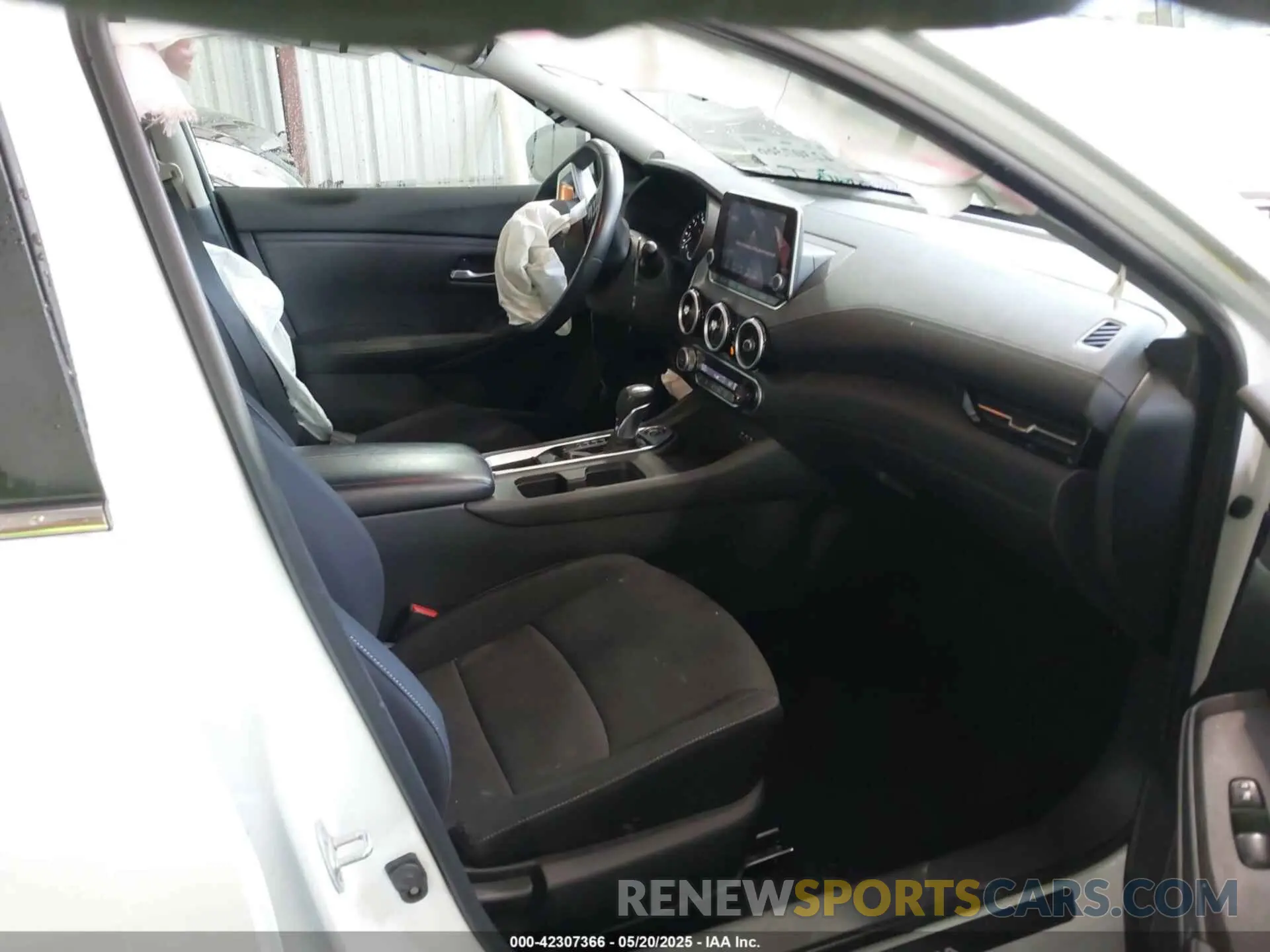 5 fotografías del automóvil dañado 3N1AB8CV5LY267359 NISSAN SENTRA 2020