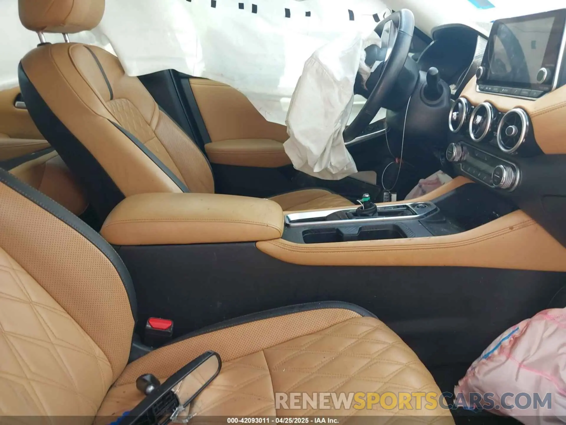 5 fotografías del automóvil dañado 3N1AB8CV5LY312543 NISSAN SENTRA 2020