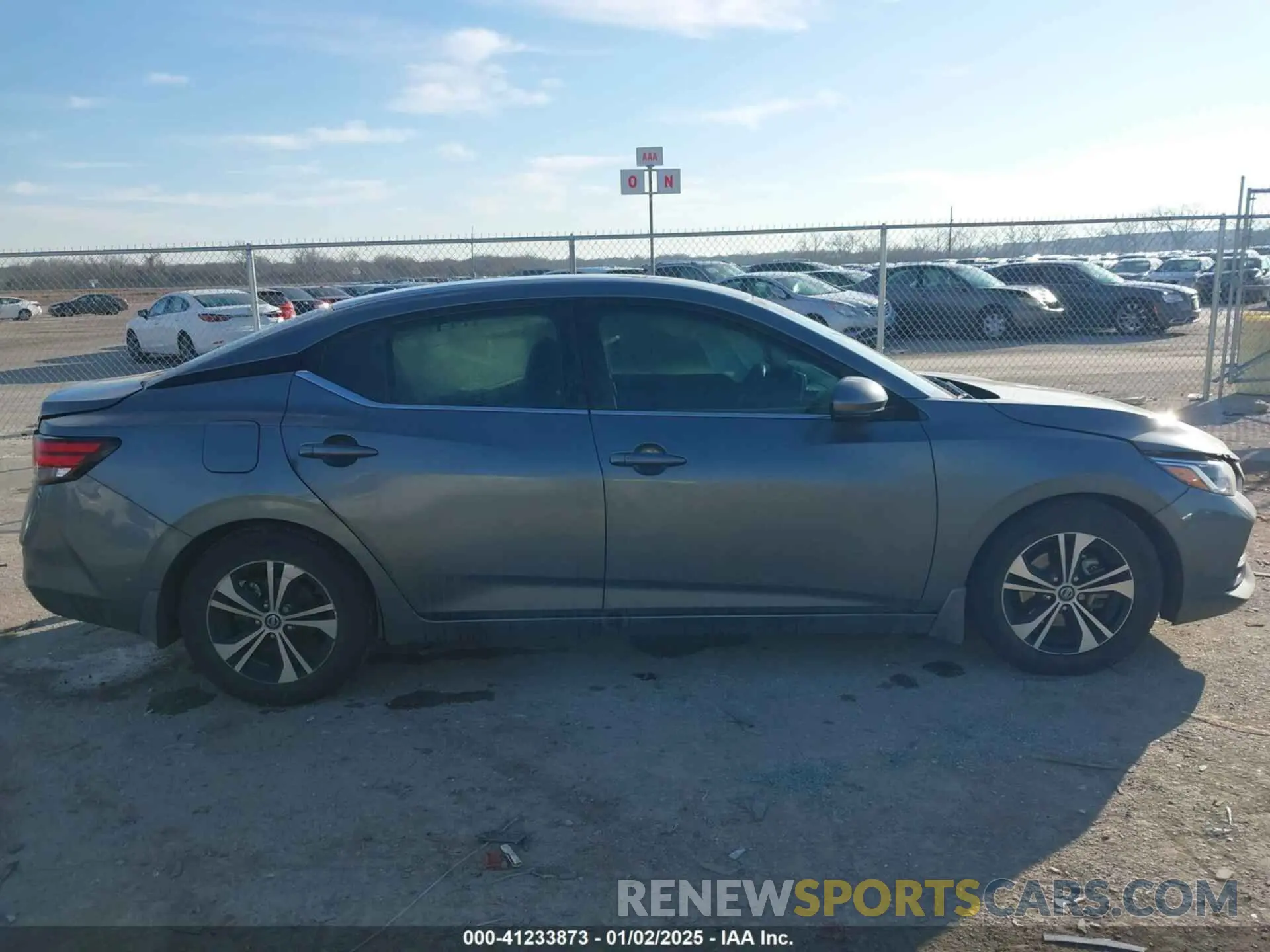 13 fotografías del automóvil dañado 3N1AB8CV7LY245301 NISSAN SENTRA 2020