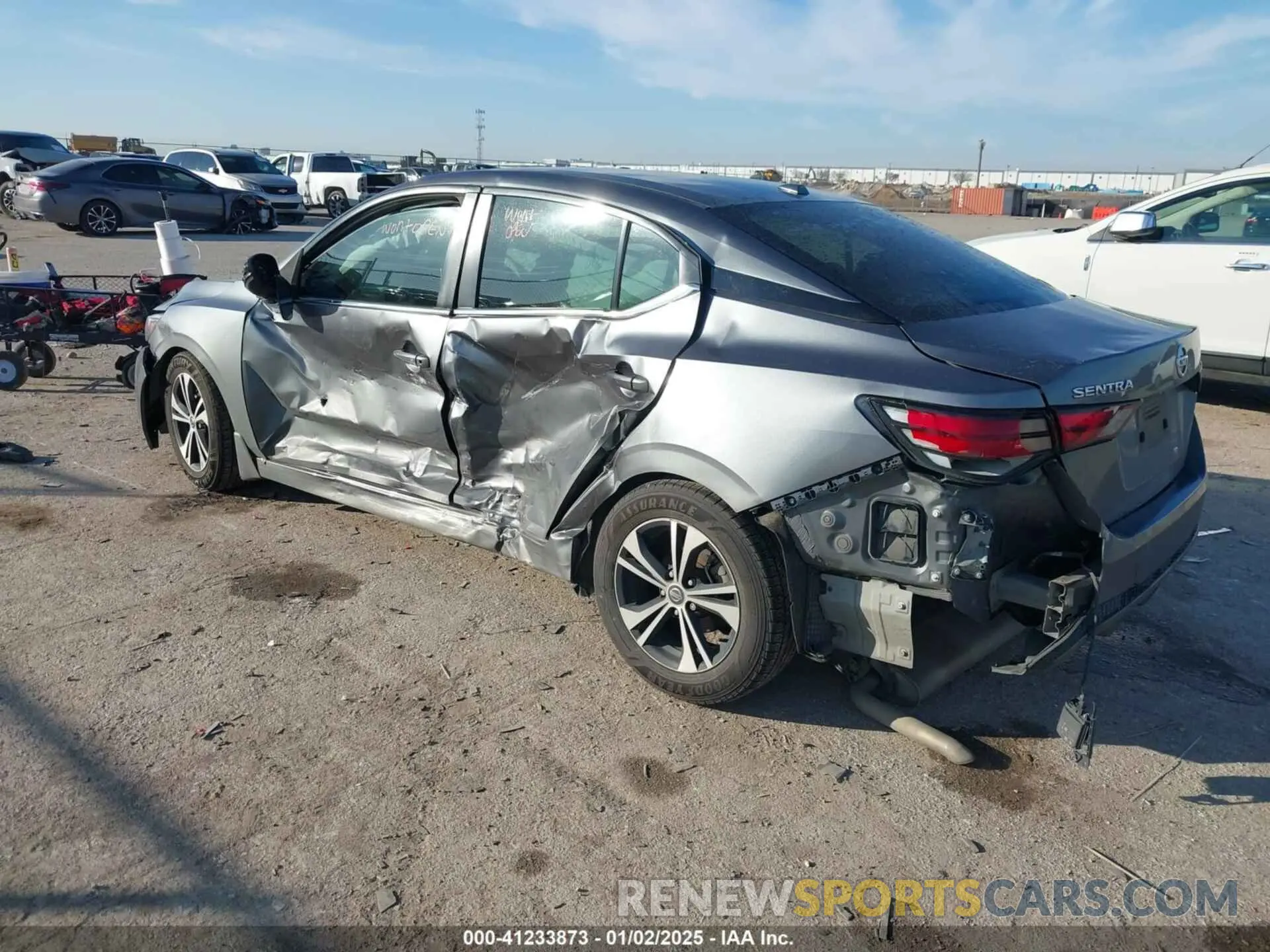 3 fotografías del automóvil dañado 3N1AB8CV7LY245301 NISSAN SENTRA 2020