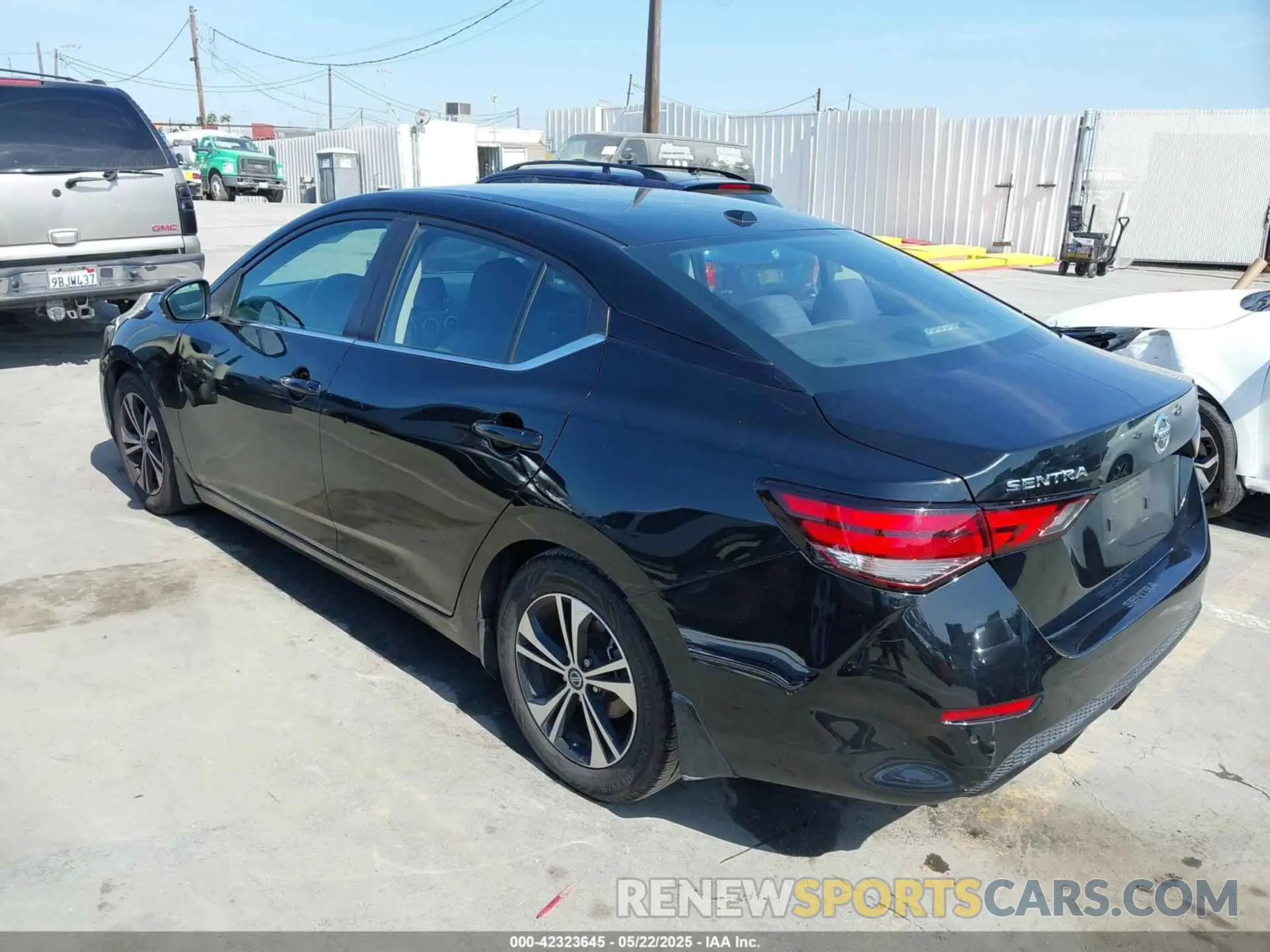 3 fotografías del automóvil dañado 3N1AB8CV7LY270036 NISSAN SENTRA 2020