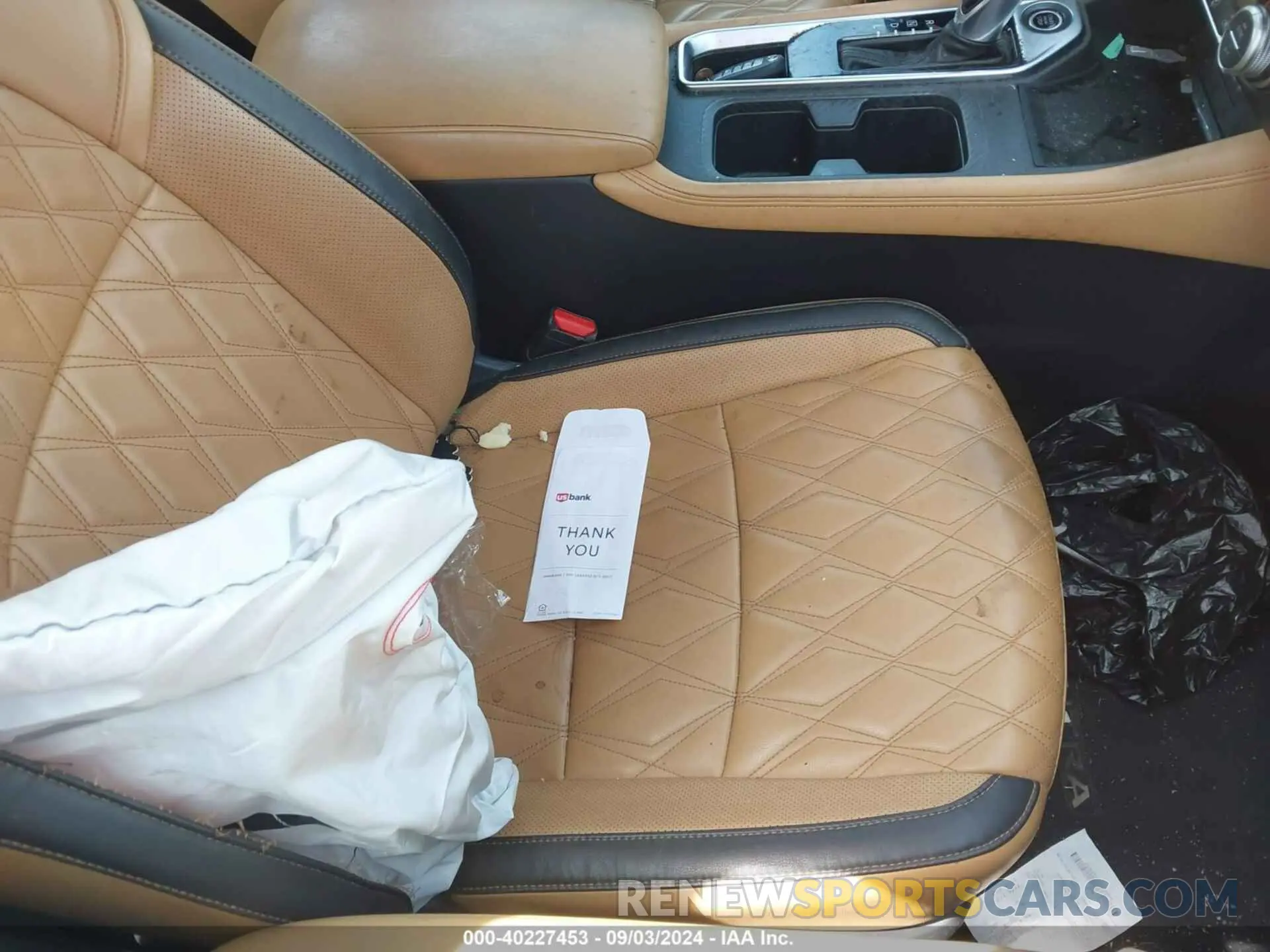 5 fotografías del automóvil dañado 3N1AB8CV9LY253335 NISSAN SENTRA 2020