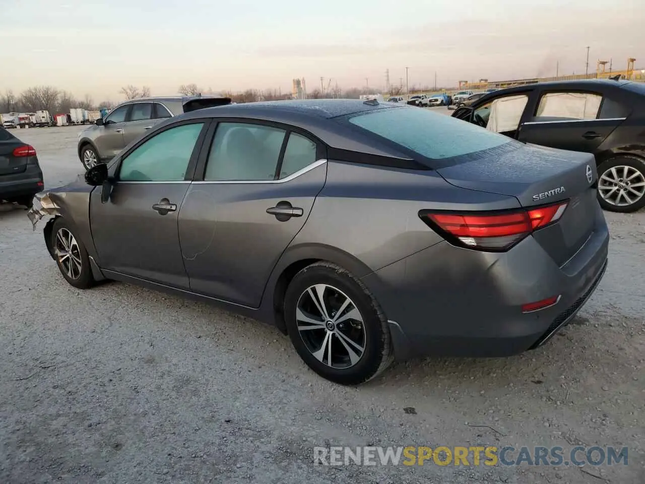 2 fotografías del automóvil dañado 3N1AB8CV9LY303036 NISSAN SENTRA 2020