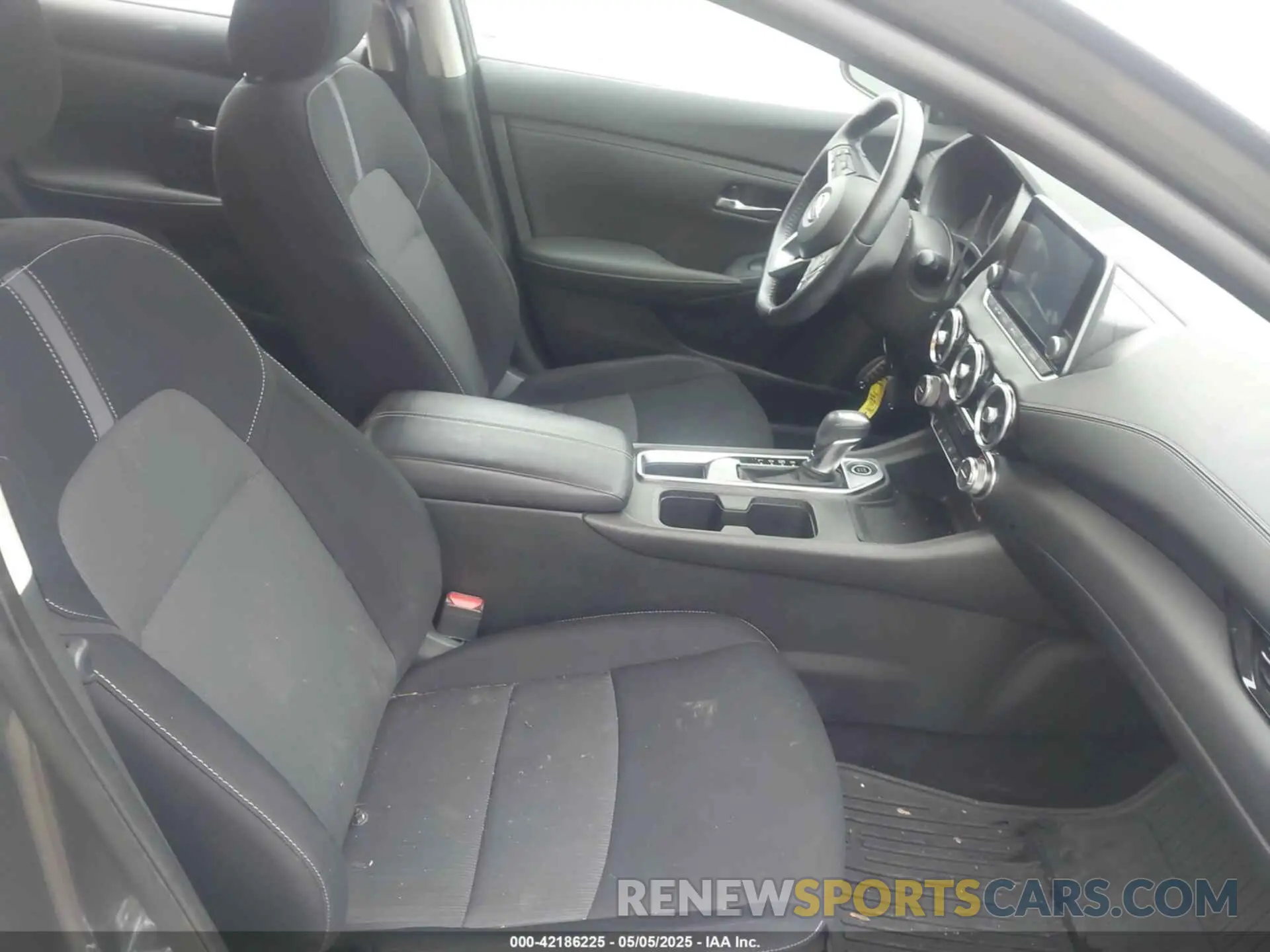 5 fotografías del automóvil dañado 3N1AB8CVXLY209330 NISSAN SENTRA 2020