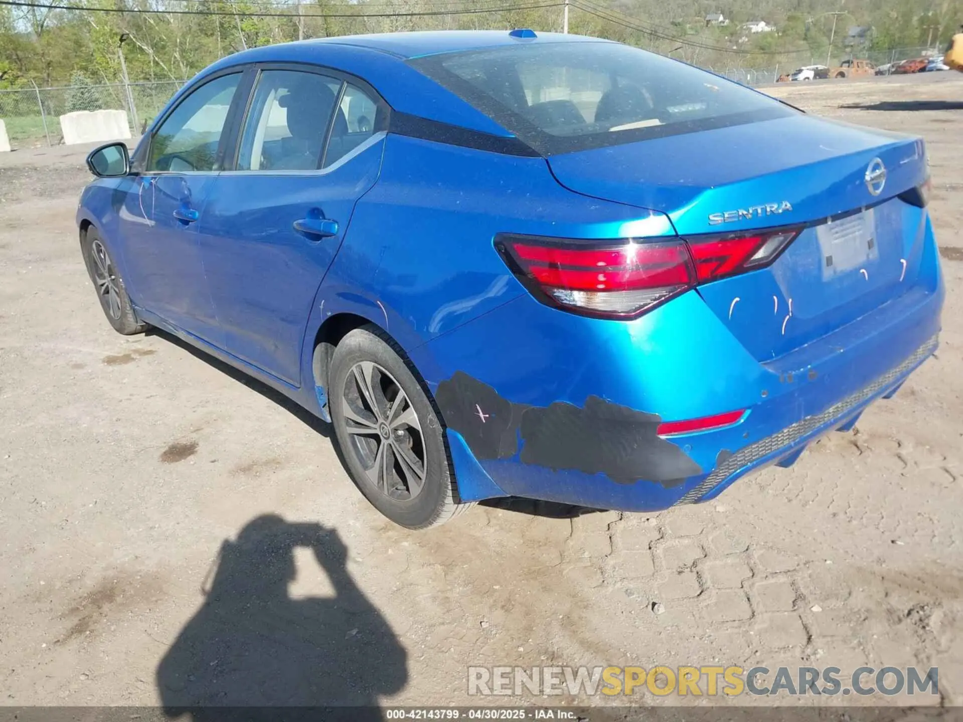 3 fotografías del automóvil dañado 3N1AB8CVXLY224989 NISSAN SENTRA 2020