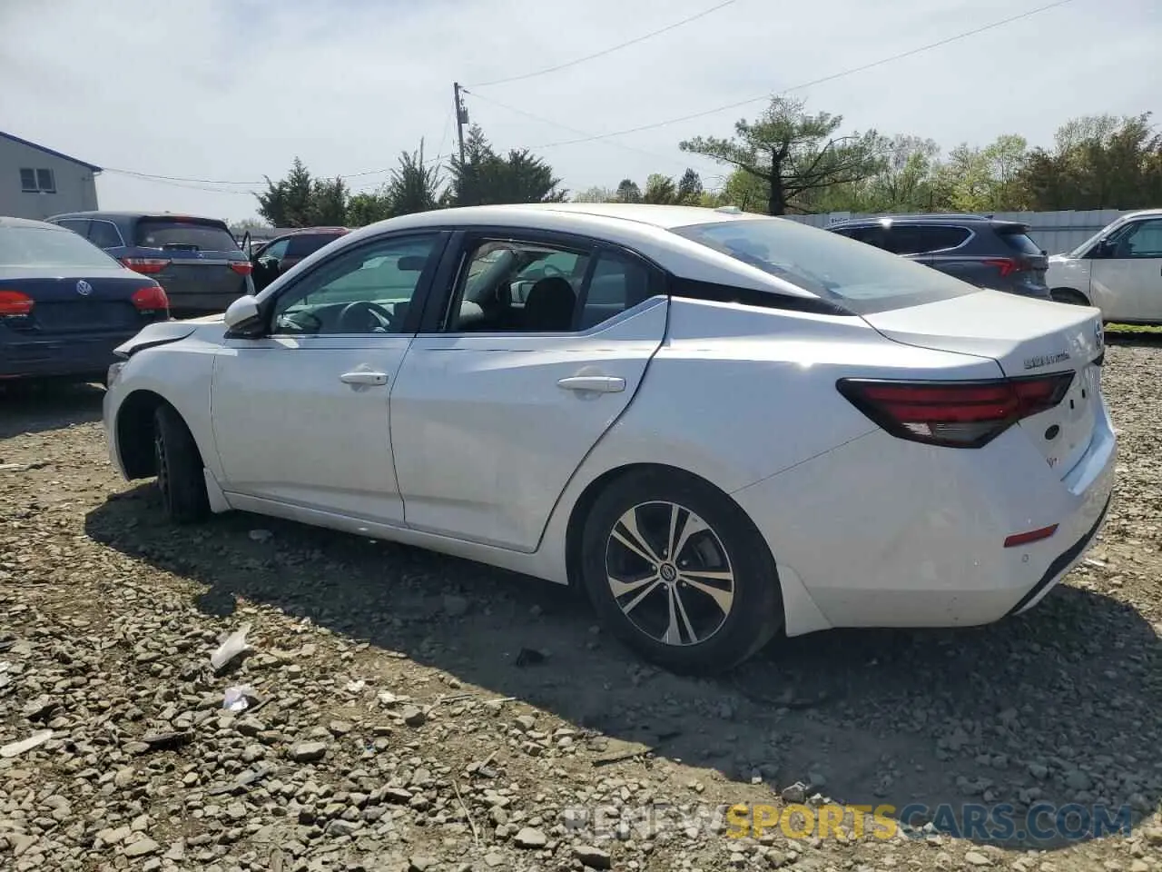 2 fotografías del automóvil dañado 3N1AB8CVXLY235958 NISSAN SENTRA 2020