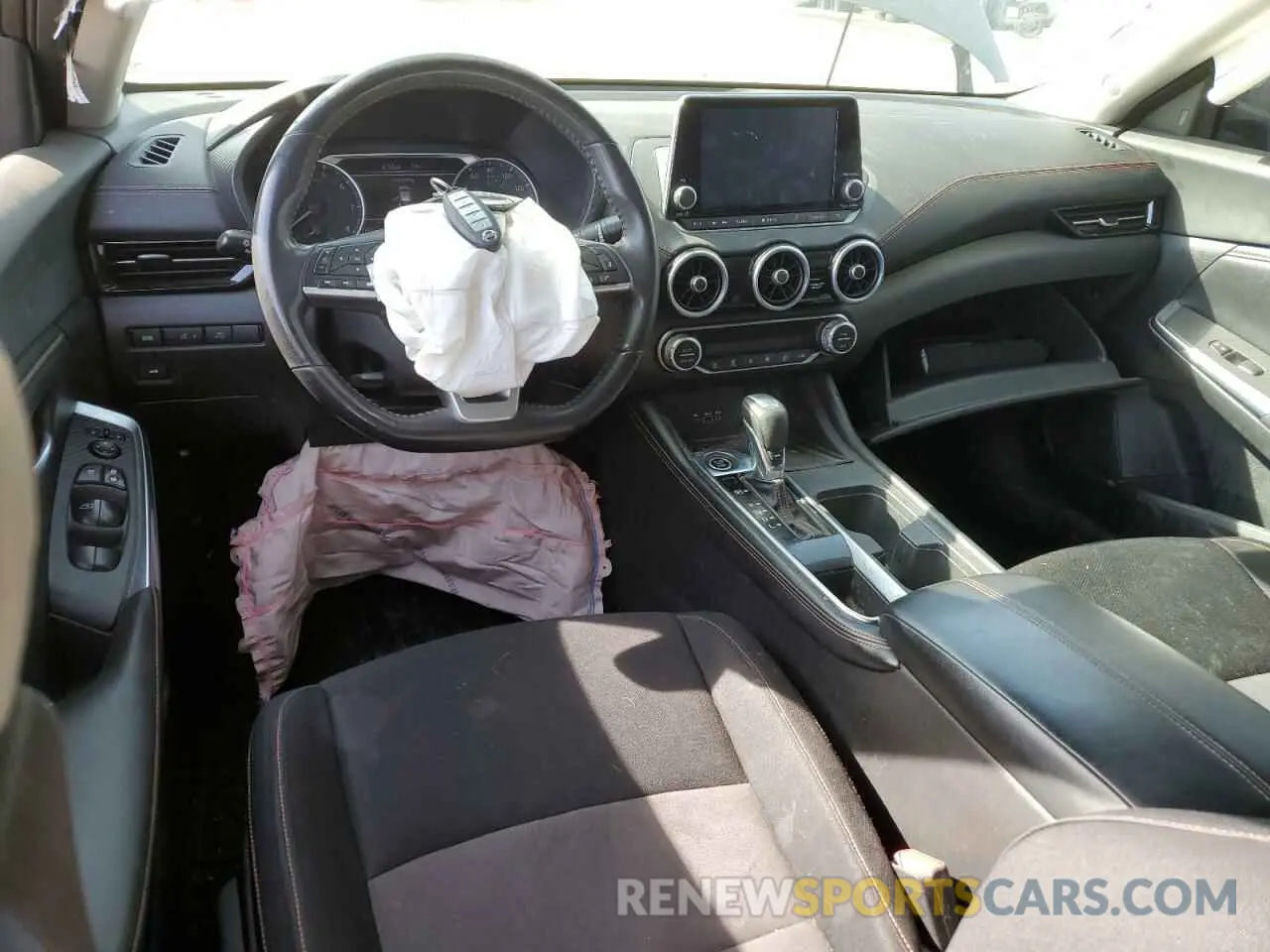 8 fotografías del automóvil dañado 3N1AB8DV0LY228807 NISSAN SENTRA 2020