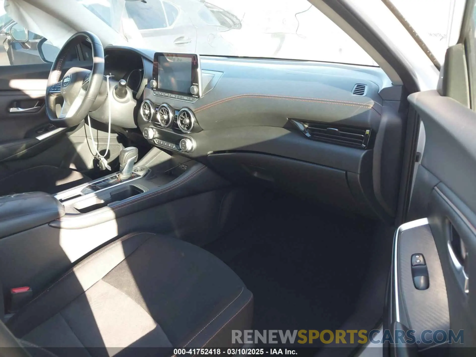 5 fotografías del automóvil dañado 3N1AB8DV0LY261421 NISSAN SENTRA 2020