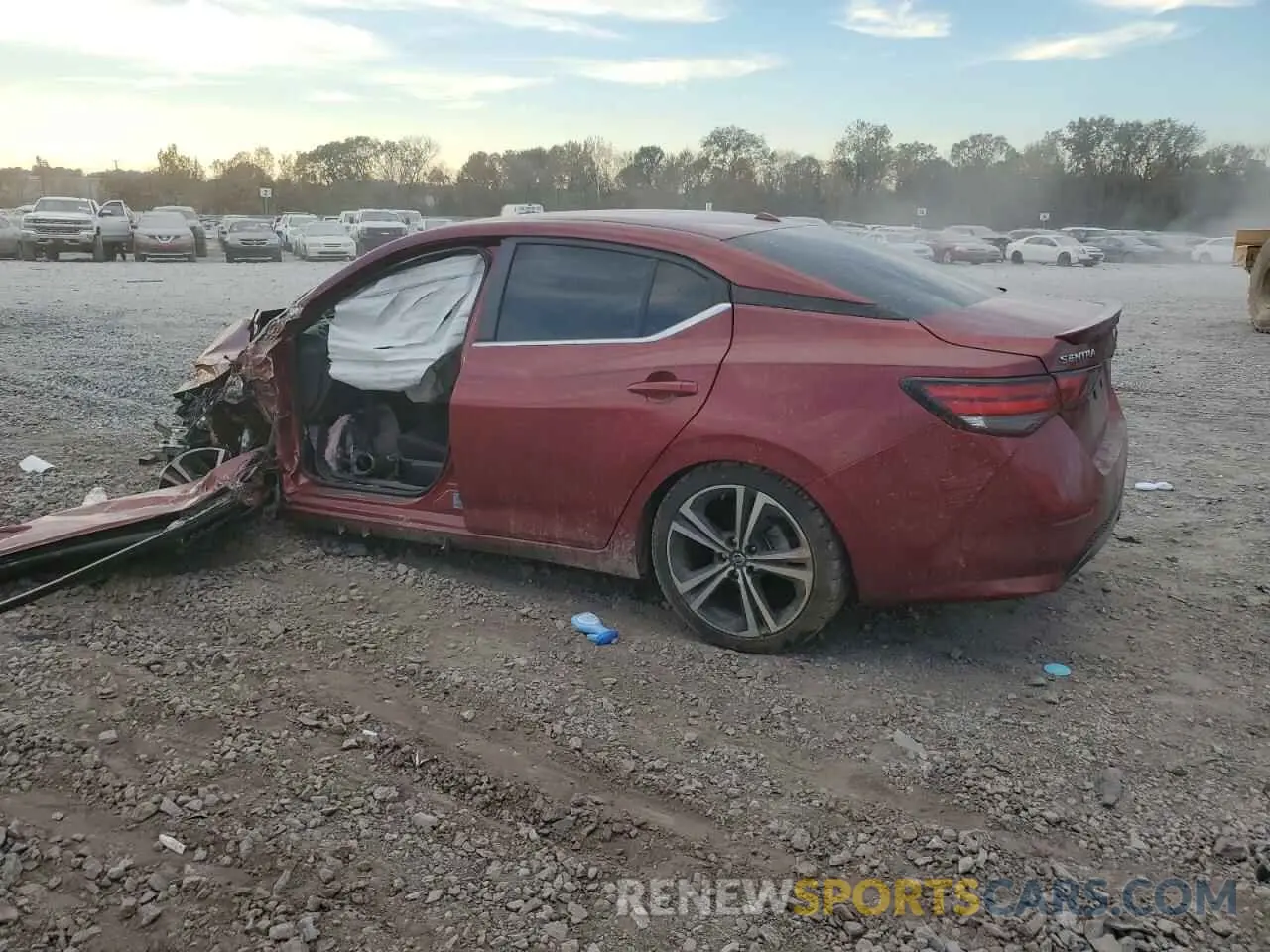 2 fotografías del automóvil dañado 3N1AB8DV2LY290645 NISSAN SENTRA 2020