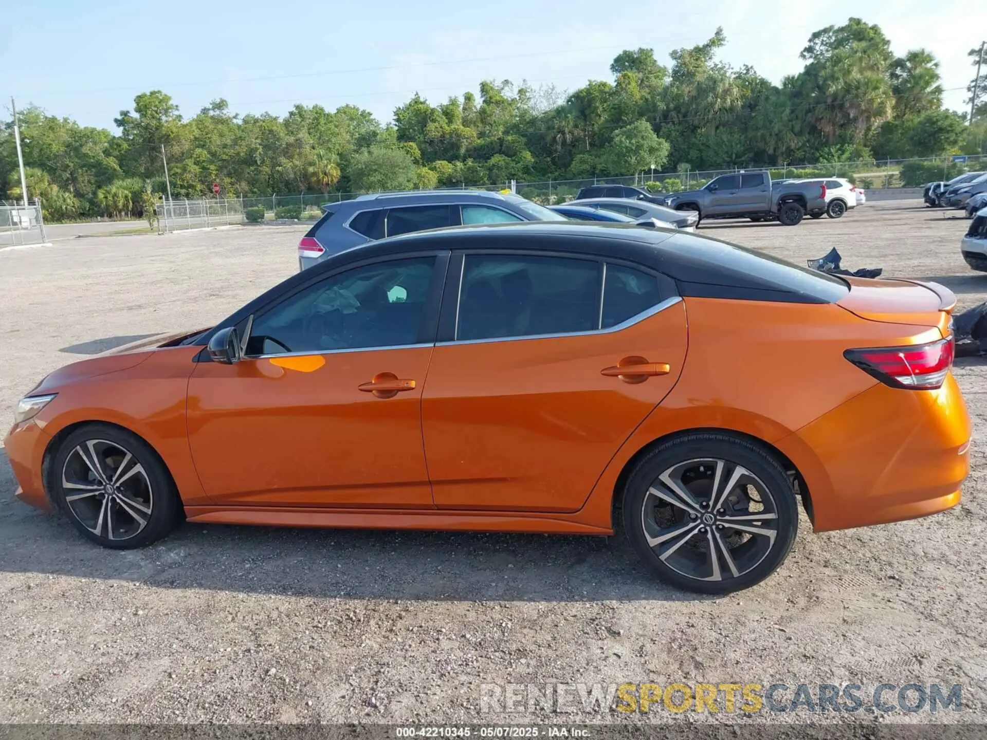 14 fotografías del automóvil dañado 3N1AB8DV3LY220765 NISSAN SENTRA 2020