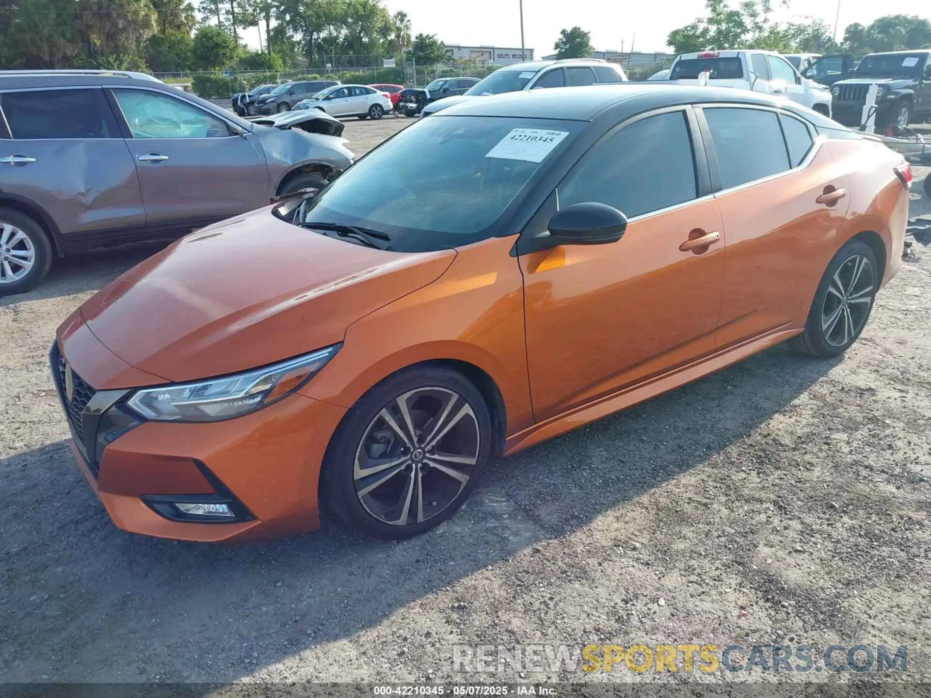 2 fotografías del automóvil dañado 3N1AB8DV3LY220765 NISSAN SENTRA 2020