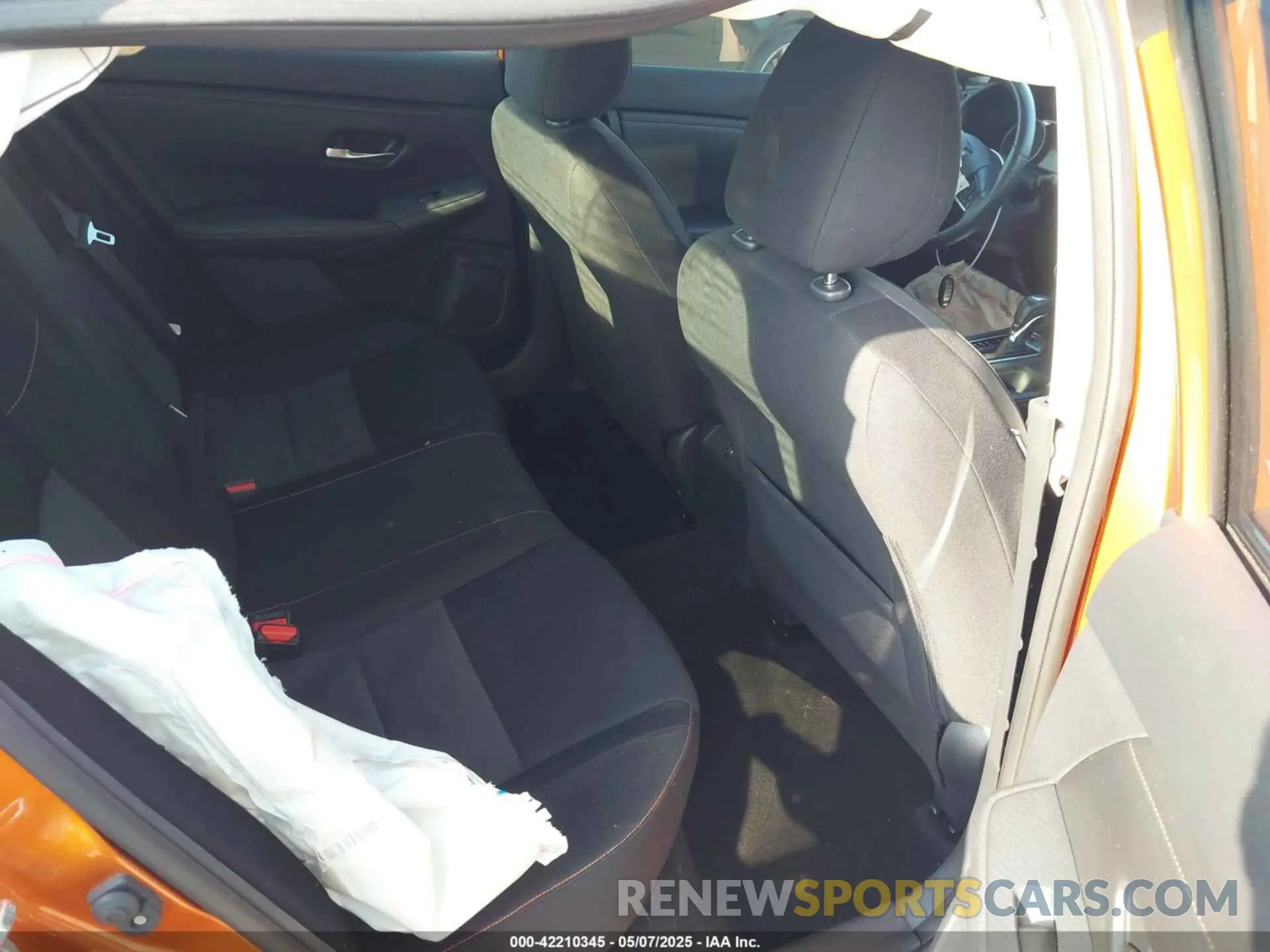 8 fotografías del automóvil dañado 3N1AB8DV3LY220765 NISSAN SENTRA 2020