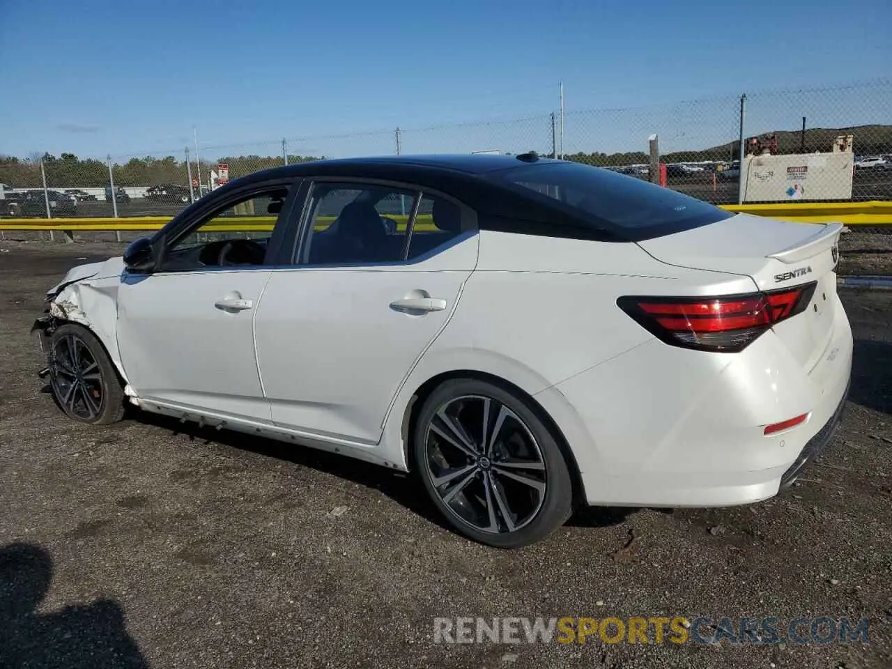 2 fotografías del automóvil dañado 3N1AB8DV4LY299654 NISSAN SENTRA 2020