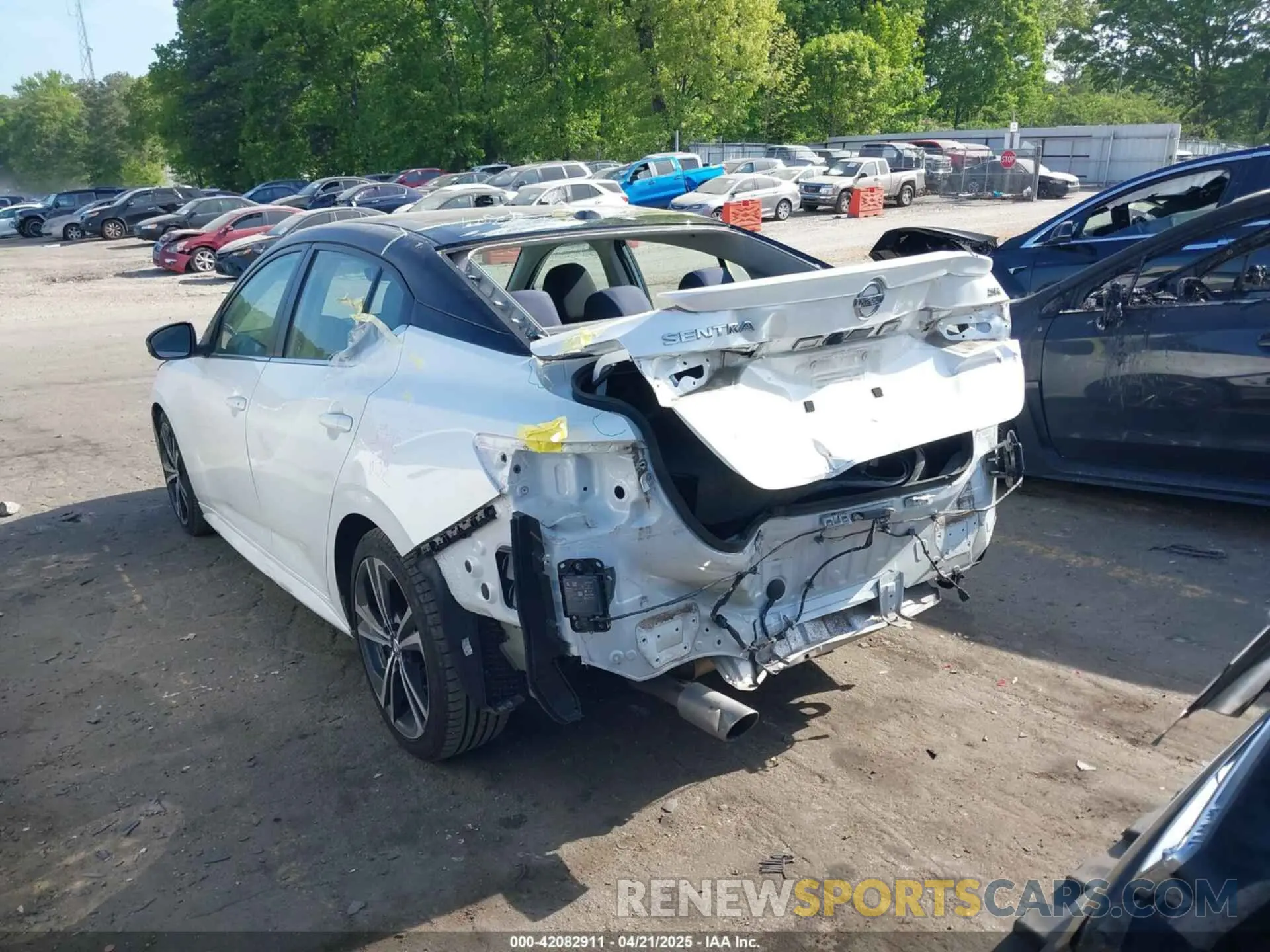 3 fotografías del automóvil dañado 3N1AB8DV6LY290485 NISSAN SENTRA 2020