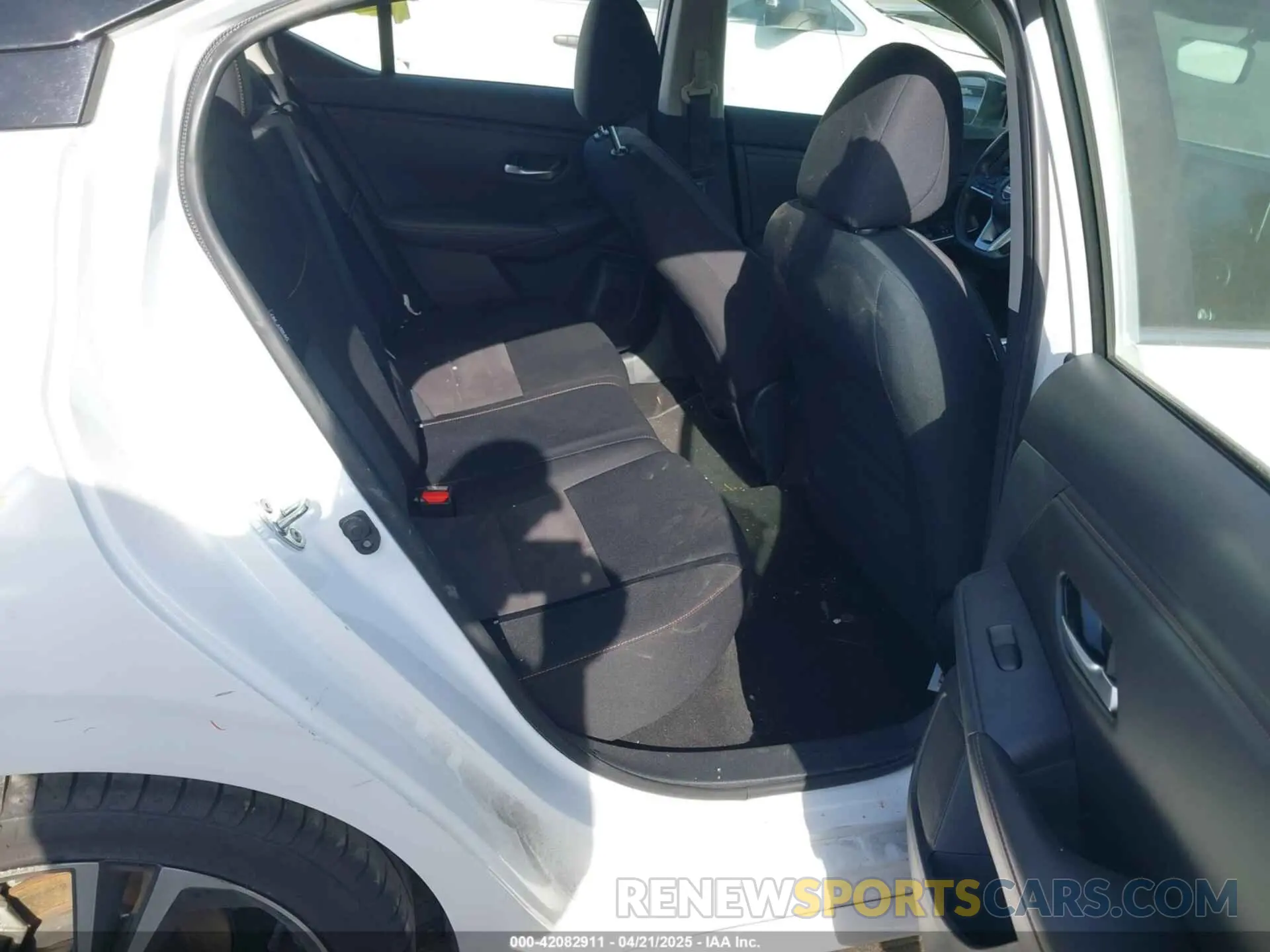8 fotografías del automóvil dañado 3N1AB8DV6LY290485 NISSAN SENTRA 2020