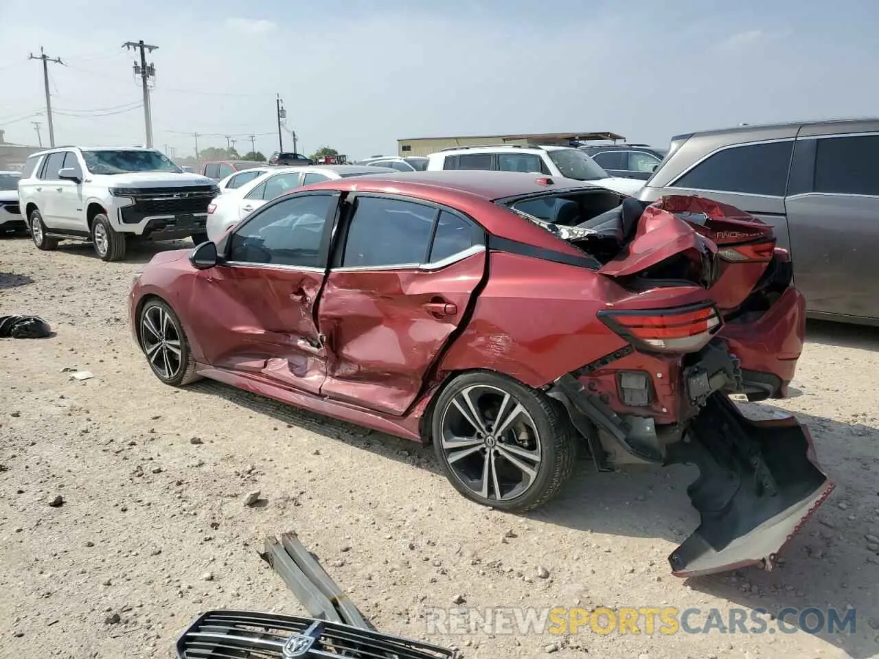 2 fotografías del automóvil dañado 3N1AB8DVXLY266366 NISSAN SENTRA 2020
