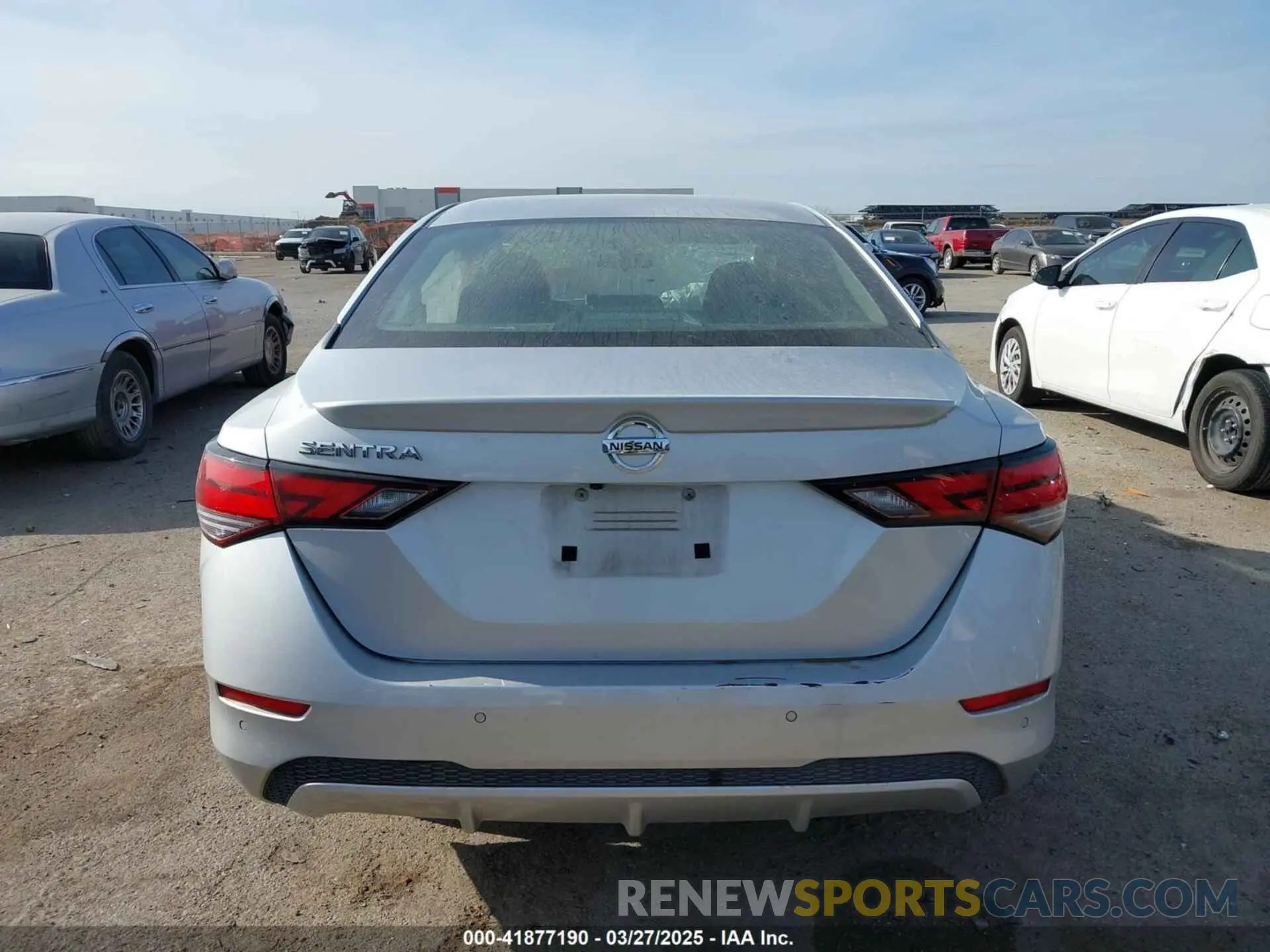 16 fotografías del automóvil dañado 3N1AB8BV3MY227557 NISSAN SENTRA 2021