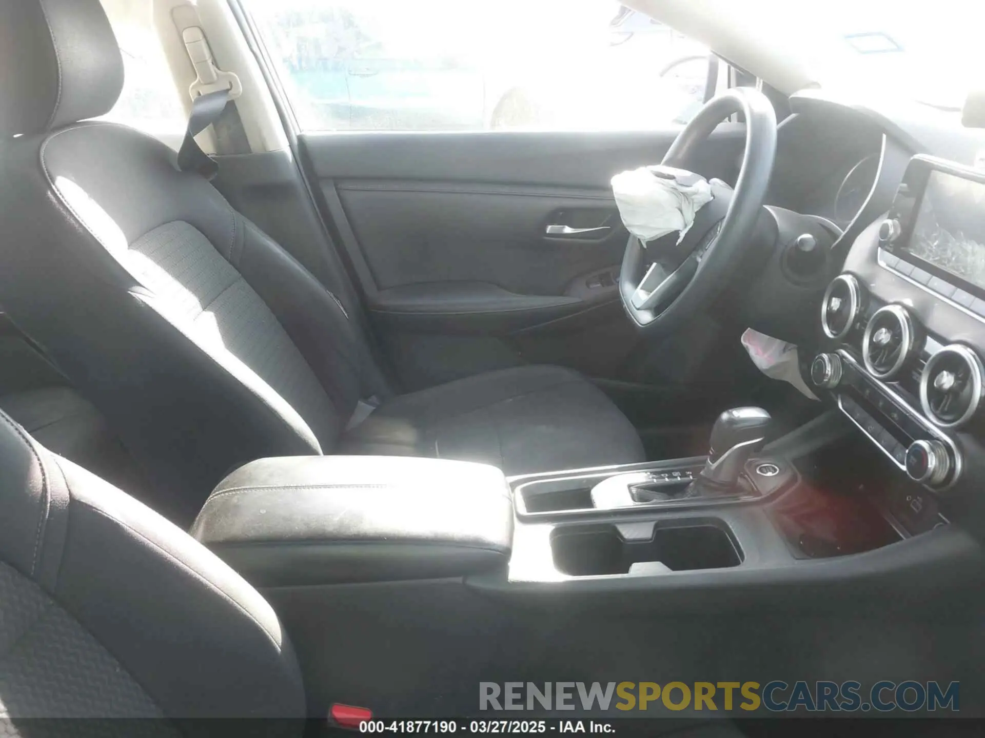 5 fotografías del automóvil dañado 3N1AB8BV3MY227557 NISSAN SENTRA 2021