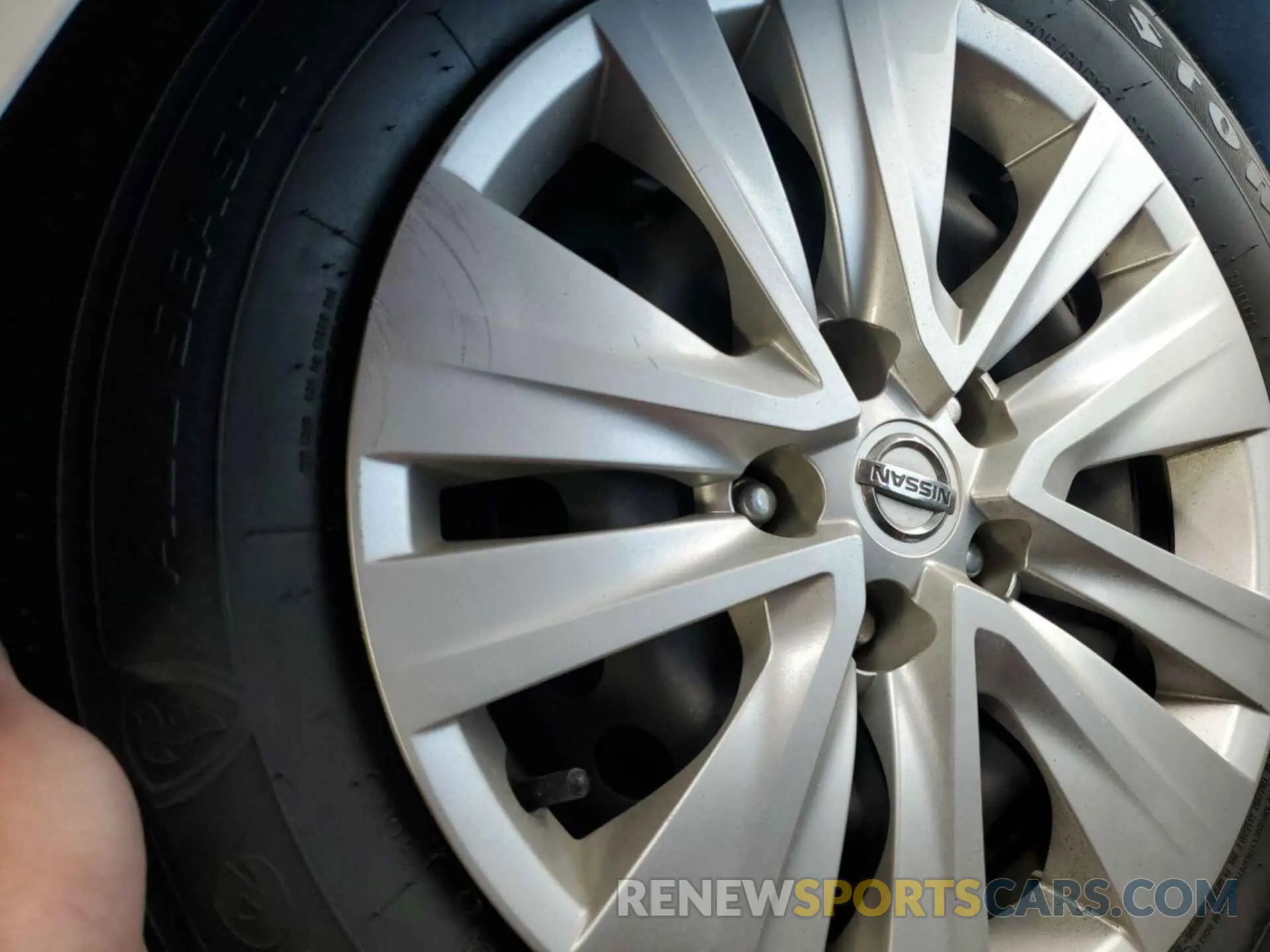 17 fotografías del automóvil dañado 3N1AB8BV4MY211870 NISSAN SENTRA 2021