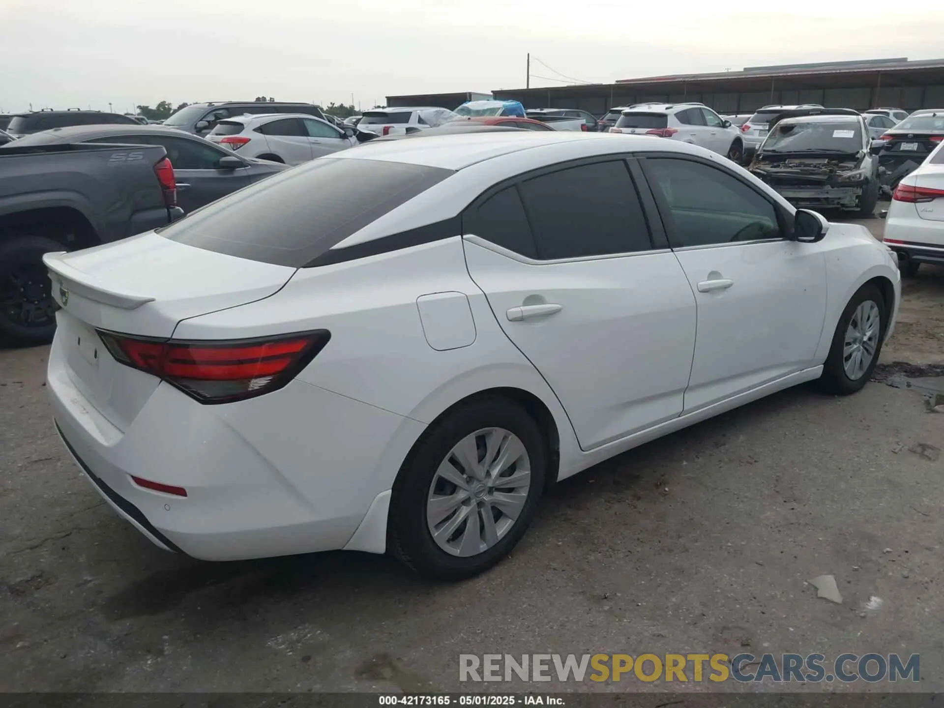 4 fotografías del automóvil dañado 3N1AB8BV5MY255151 NISSAN SENTRA 2021