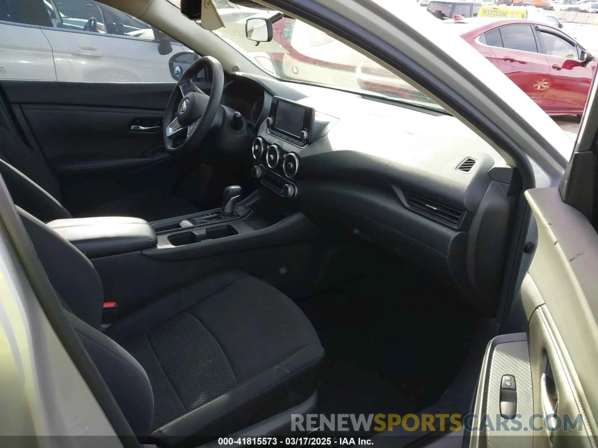 5 fotografías del automóvil dañado 3N1AB8BV5MY295262 NISSAN SENTRA 2021