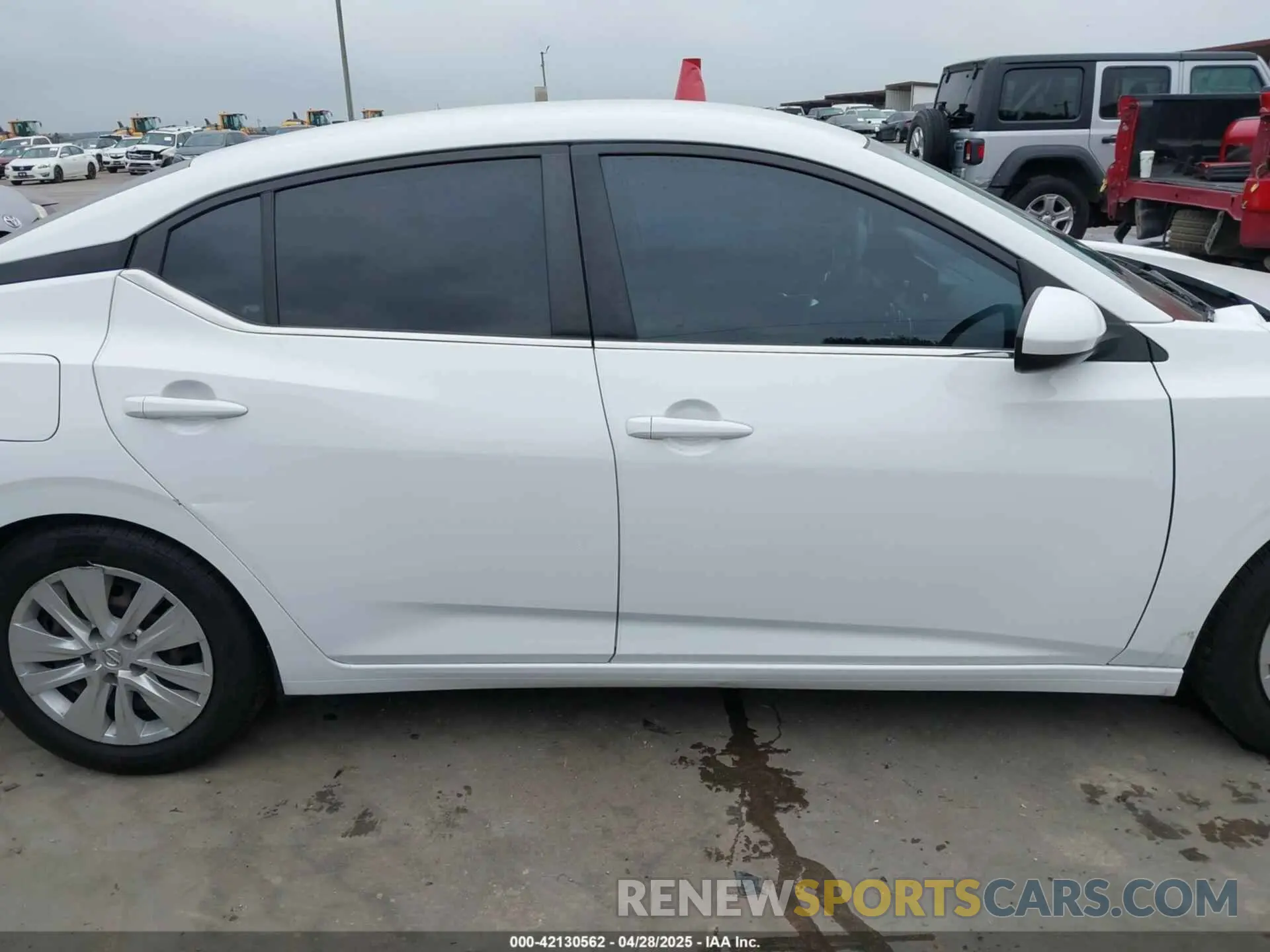 14 fotografías del automóvil dañado 3N1AB8BV7MY230137 NISSAN SENTRA 2021