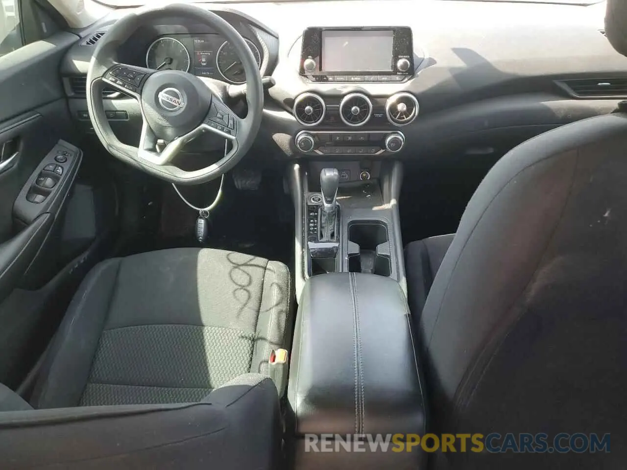 8 fotografías del automóvil dañado 3N1AB8BV9MY316890 NISSAN SENTRA 2021