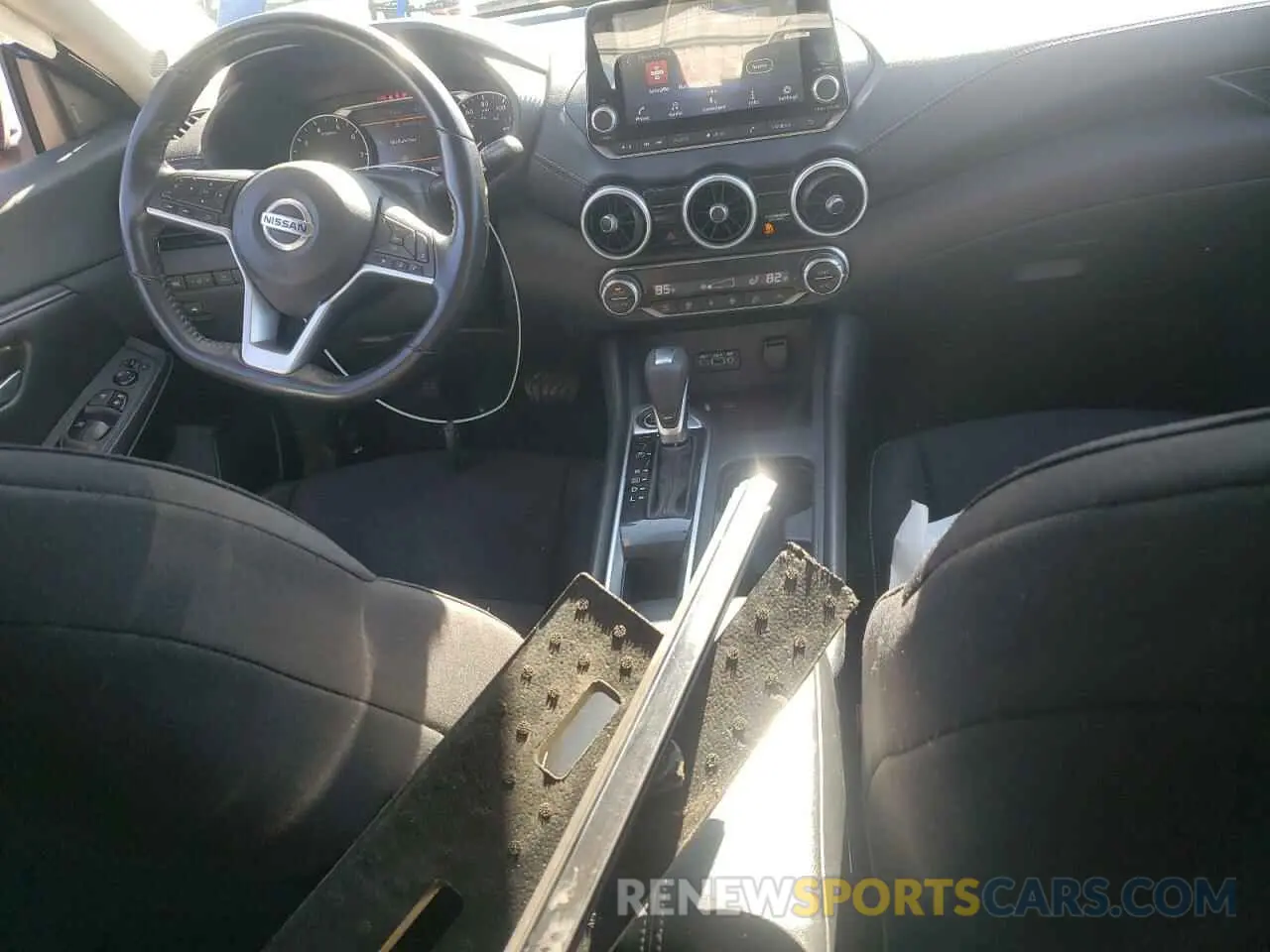 8 fotografías del automóvil dañado 3N1AB8CV1MY303856 NISSAN SENTRA 2021
